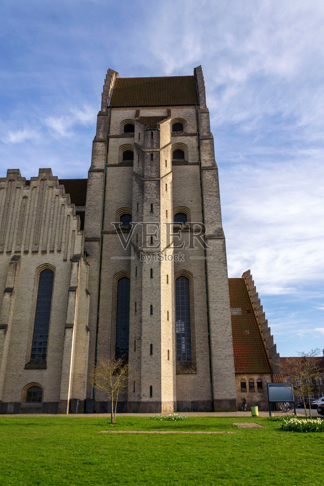 哥本哈根比斯佩比厄区的格伦特维格教堂，欧洲，砖表达主义与哥特式建筑的融合照片摄影图片