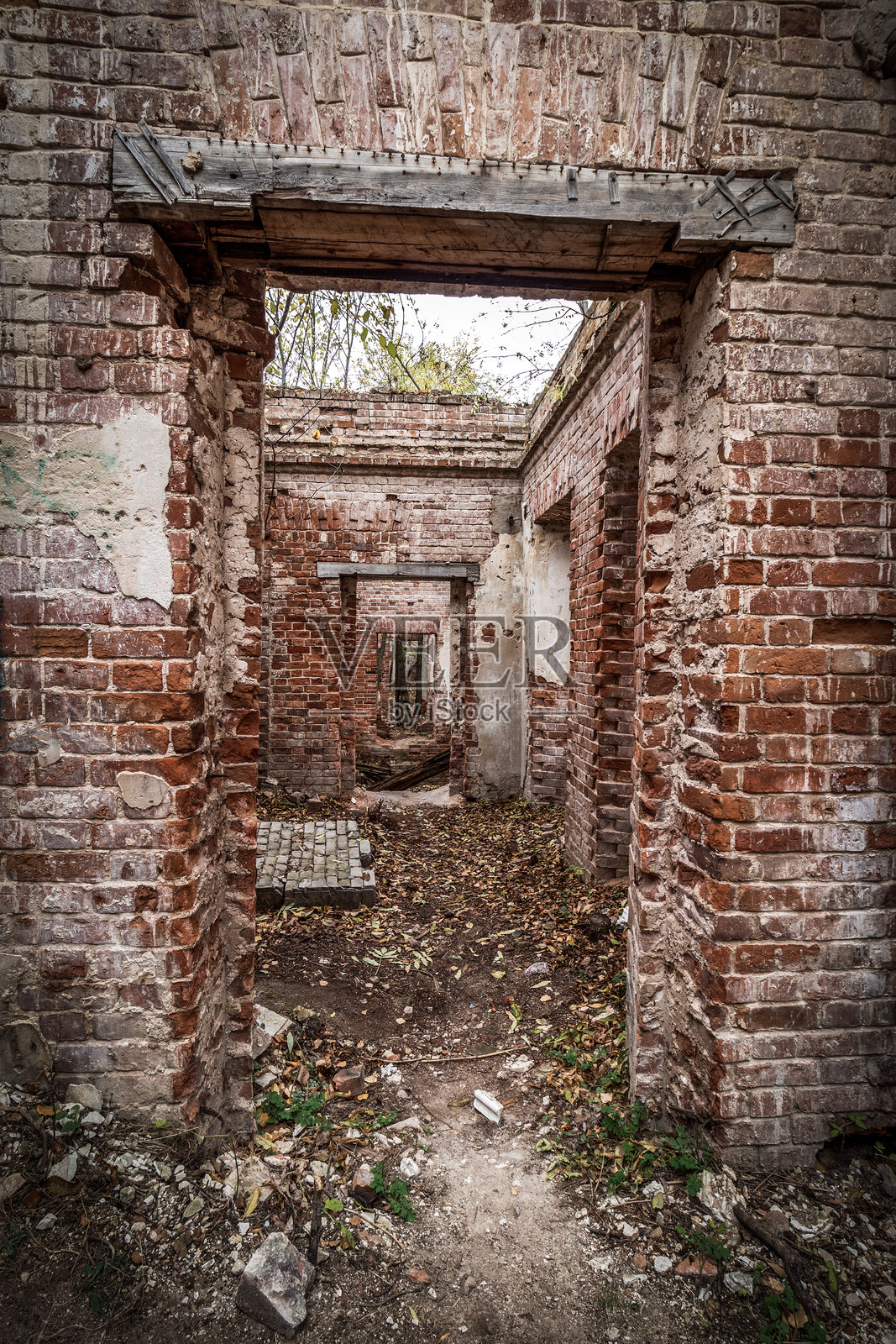 一座建筑的废墟照片摄影图片