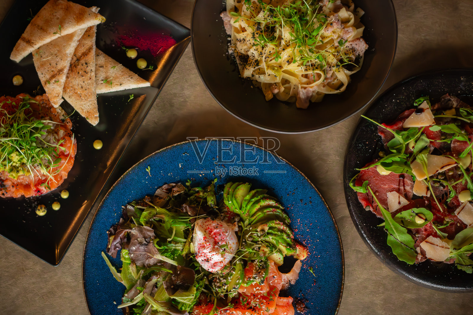 各种美食的俯视图照片摄影图片