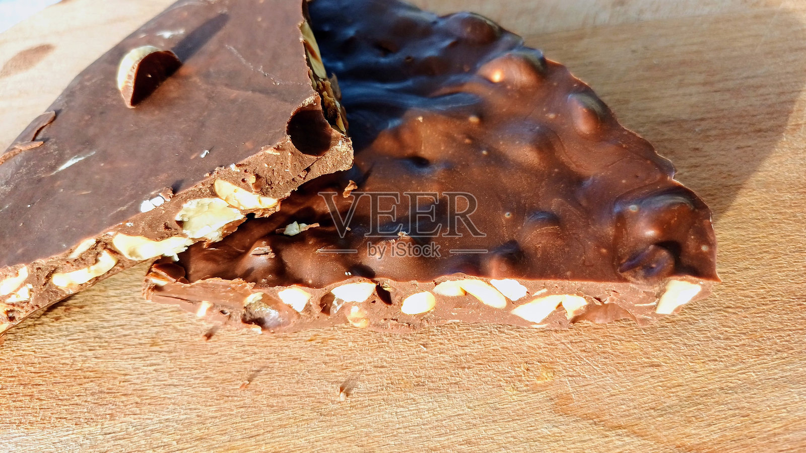 自制圆形榛子巧克力照片摄影图片