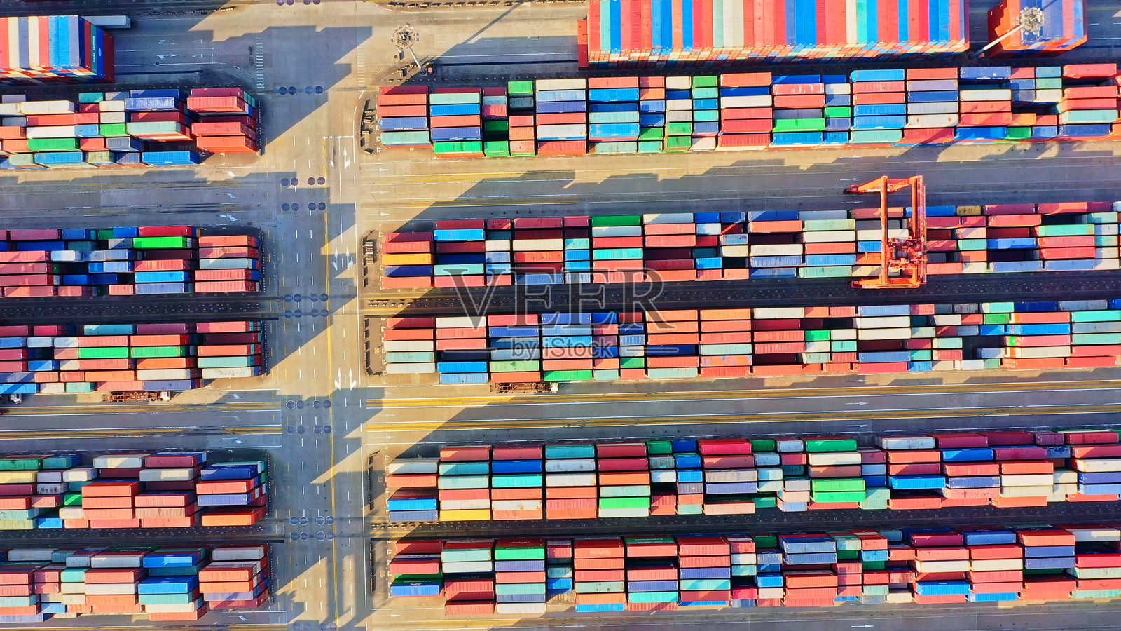 中国上海洋山港，亚洲。照片摄影图片