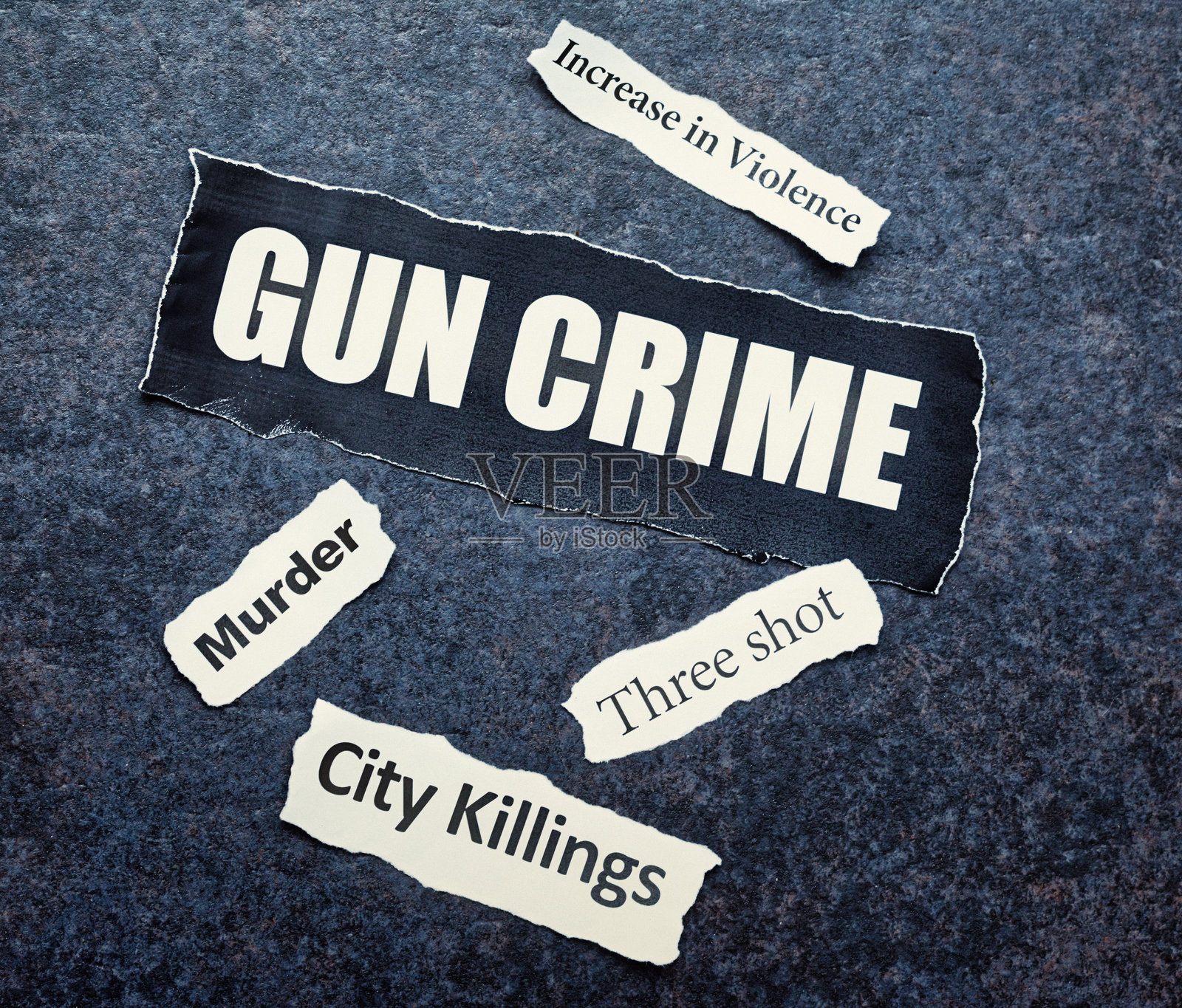 枪支犯罪报纸头条剪辑照片摄影图片