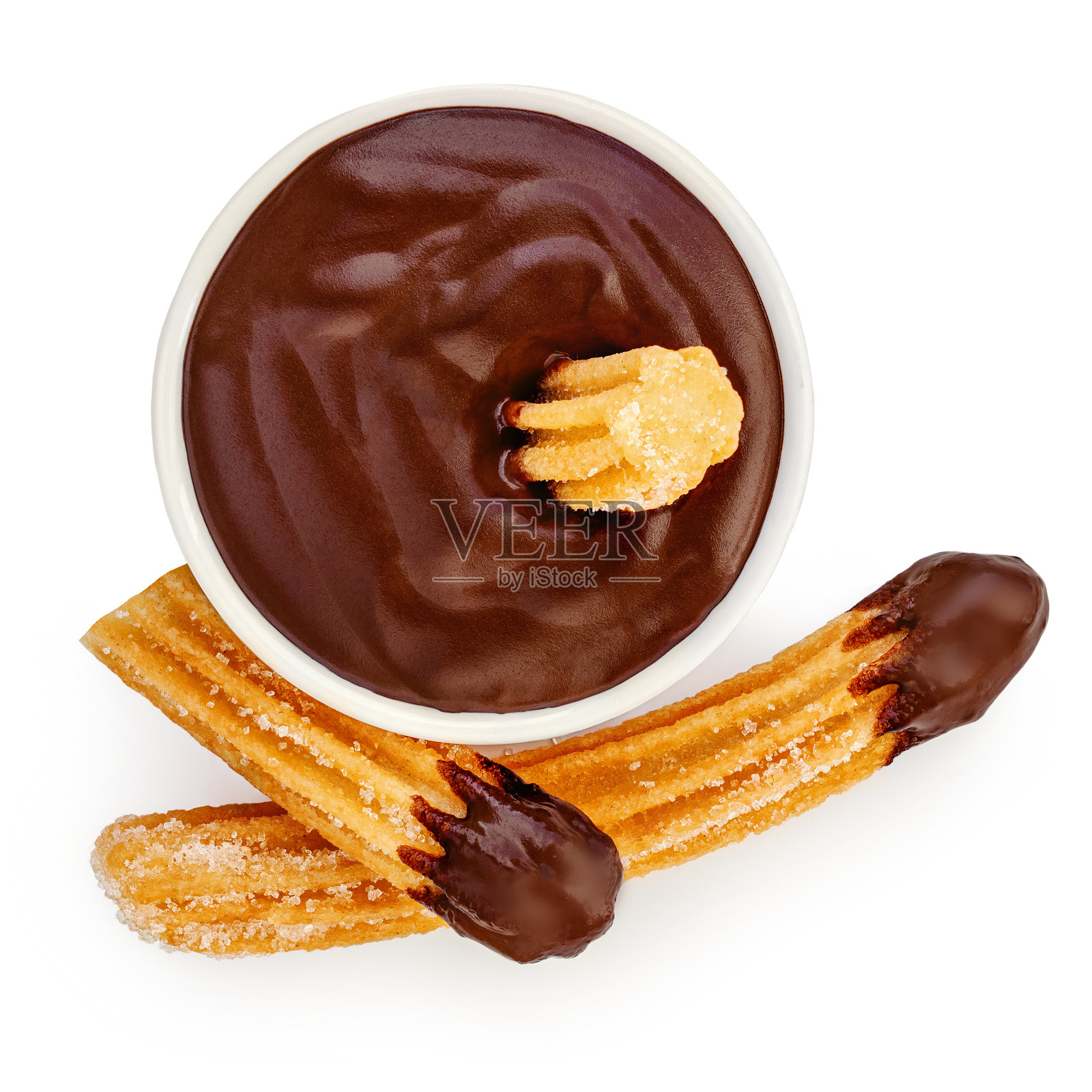 独立的油条。炸油条配融化的巧克力酱，放在白色背景的杯子里。油条糕点的俯视图。平铺展示。照片摄影图片