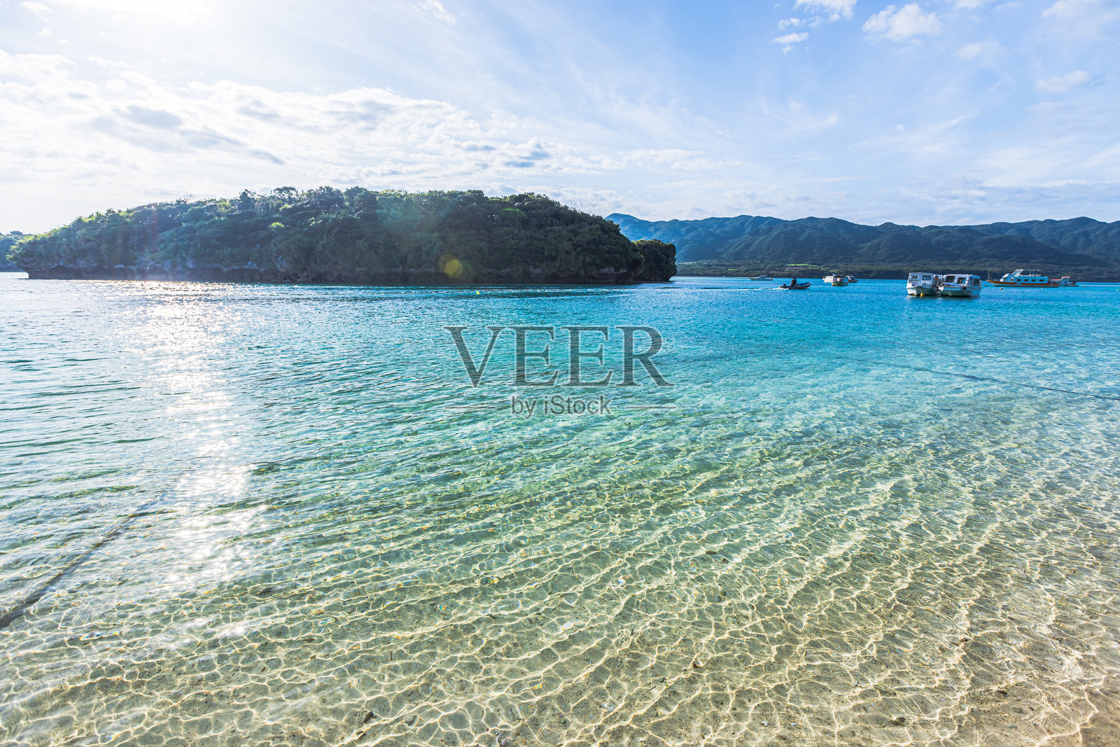 冲绳县石垣岛的神秘海湾壮观景色照片摄影图片