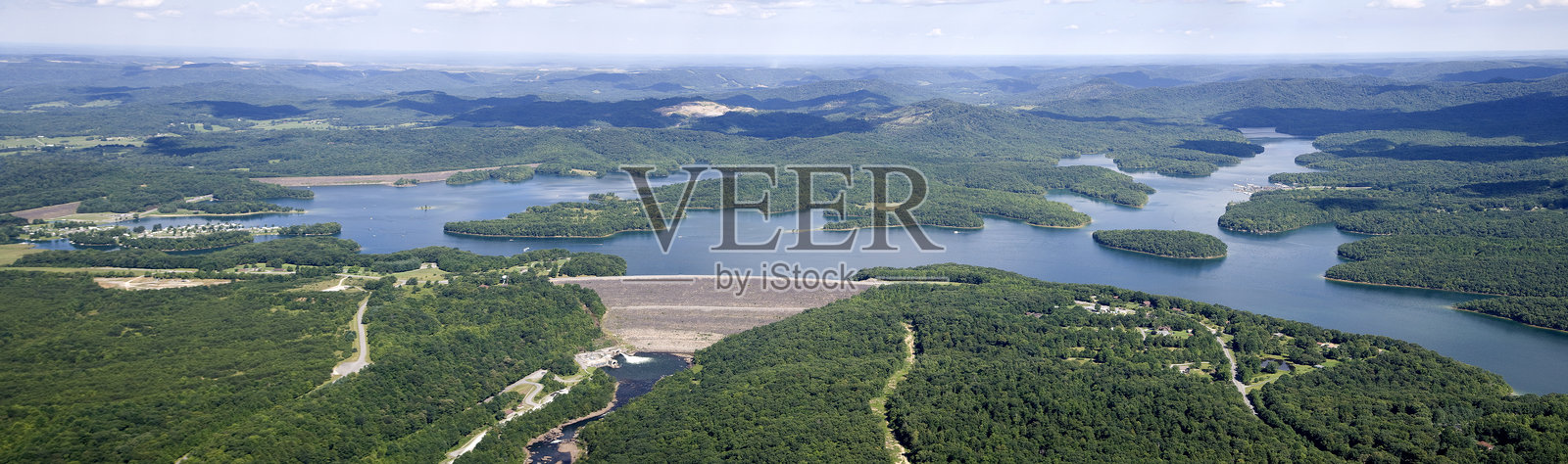 萨默斯维尔大坝和湖泊照片摄影图片