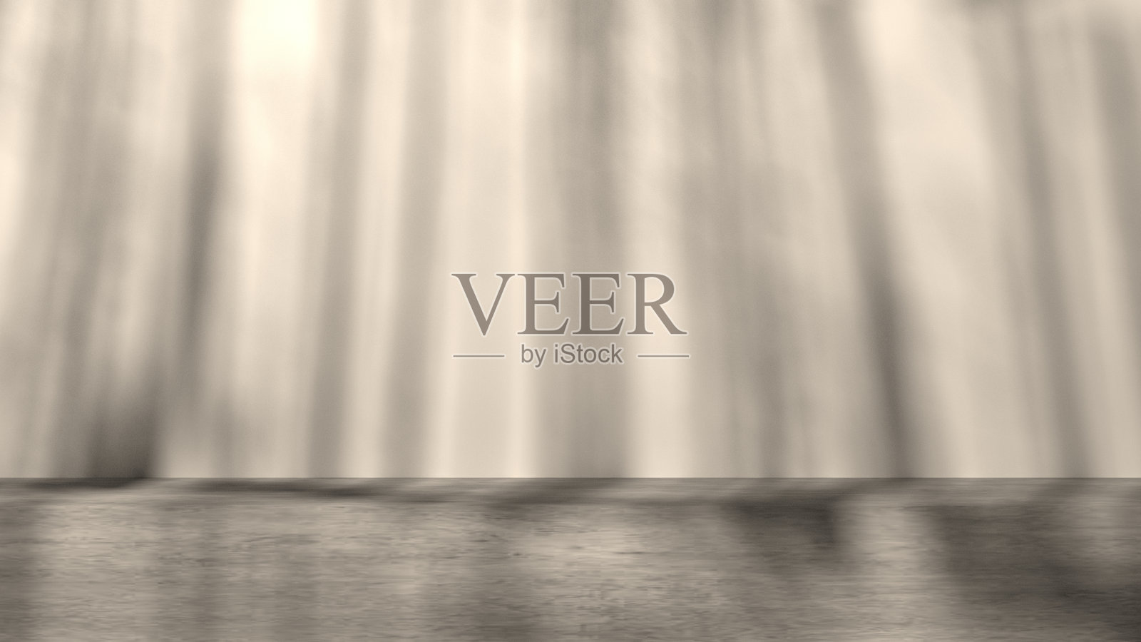 简约的混凝土墙面与自然阴影纹理，空旷的舞台上阳光投射在米色背景上。照片摄影图片