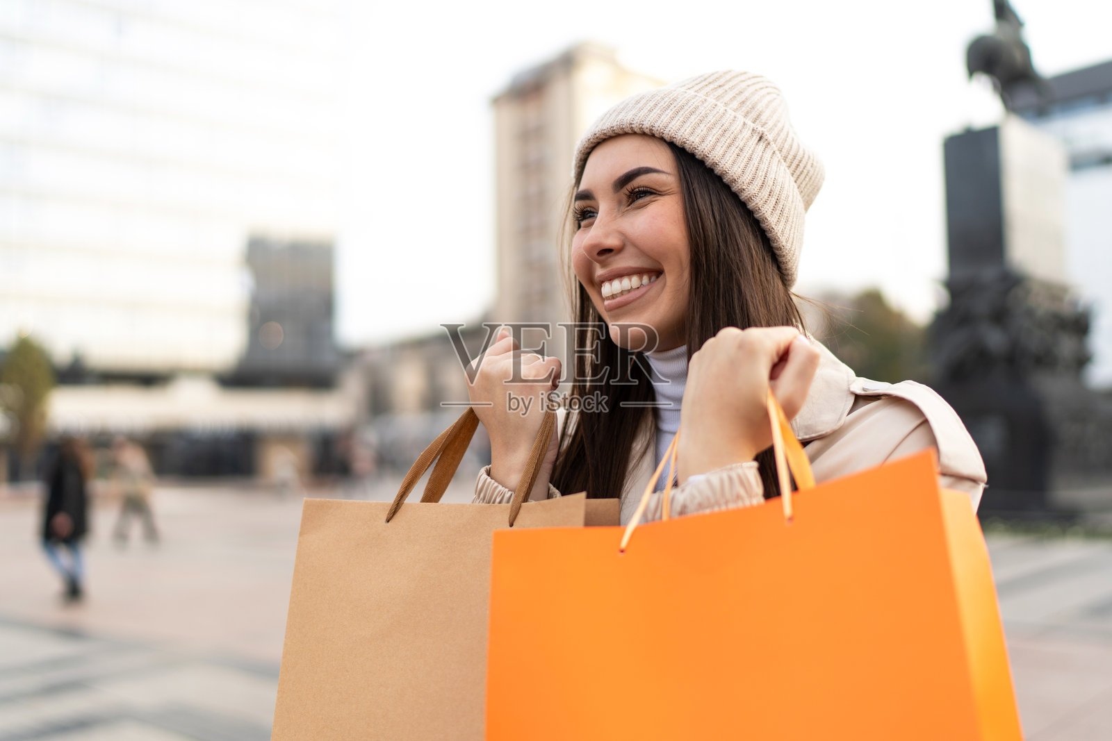 女性购物照片摄影图片