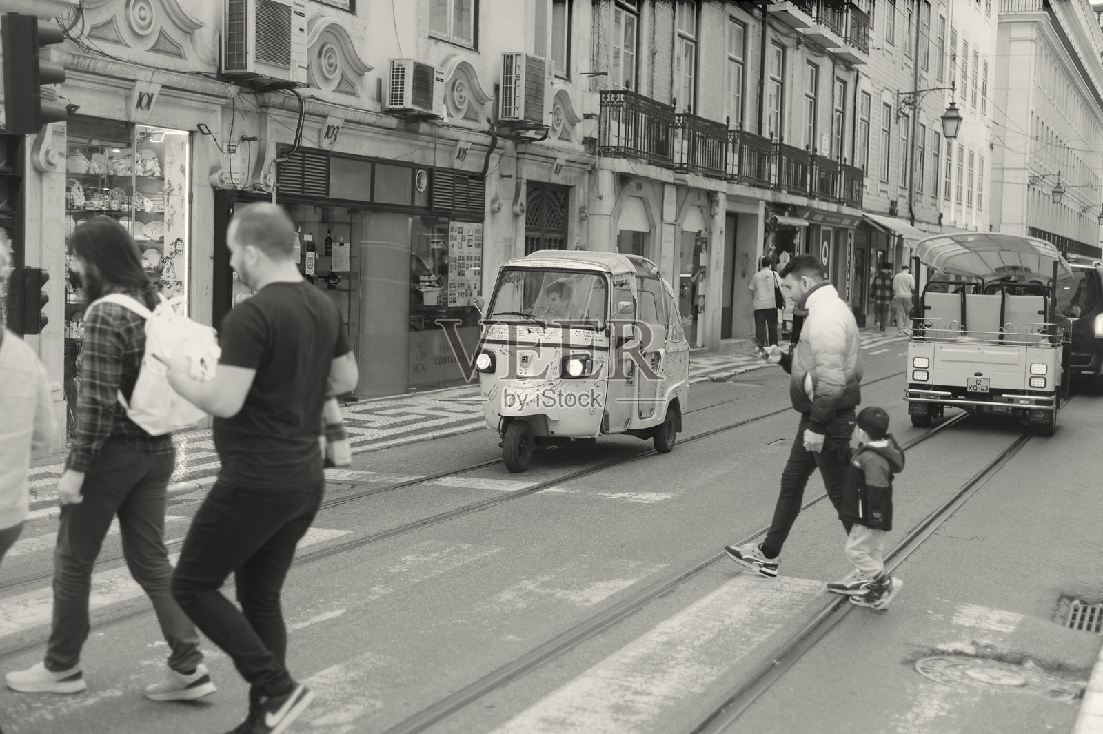 里斯本的嘟嘟车照片摄影图片