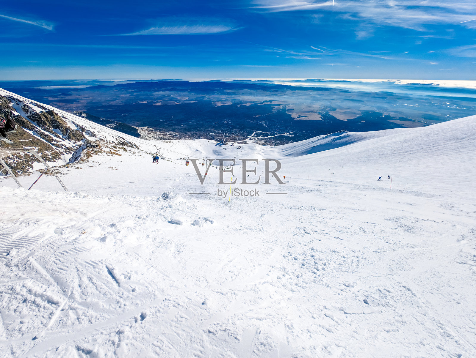 斯基度假村，塔特拉斯卡·洛姆尼察，斯洛伐克，高塔特拉山脉照片摄影图片