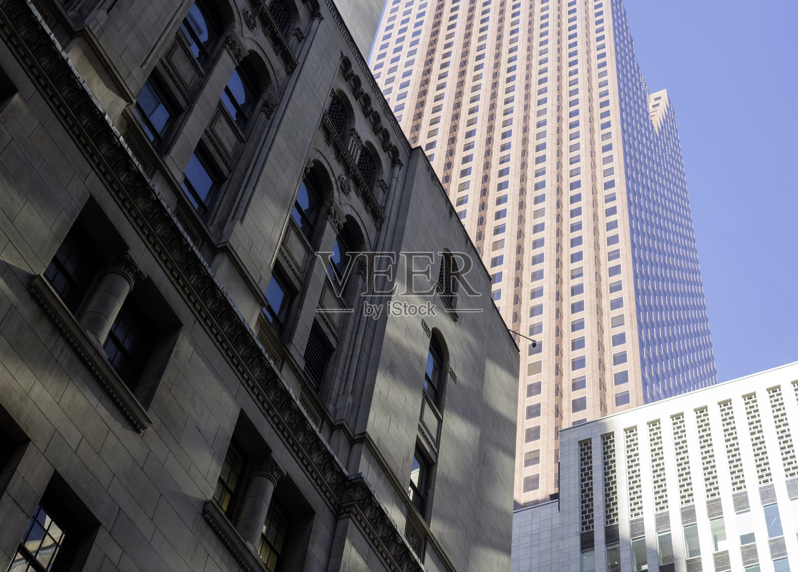 多伦多市中心金融区的高楼大厦与蓝天照片摄影图片