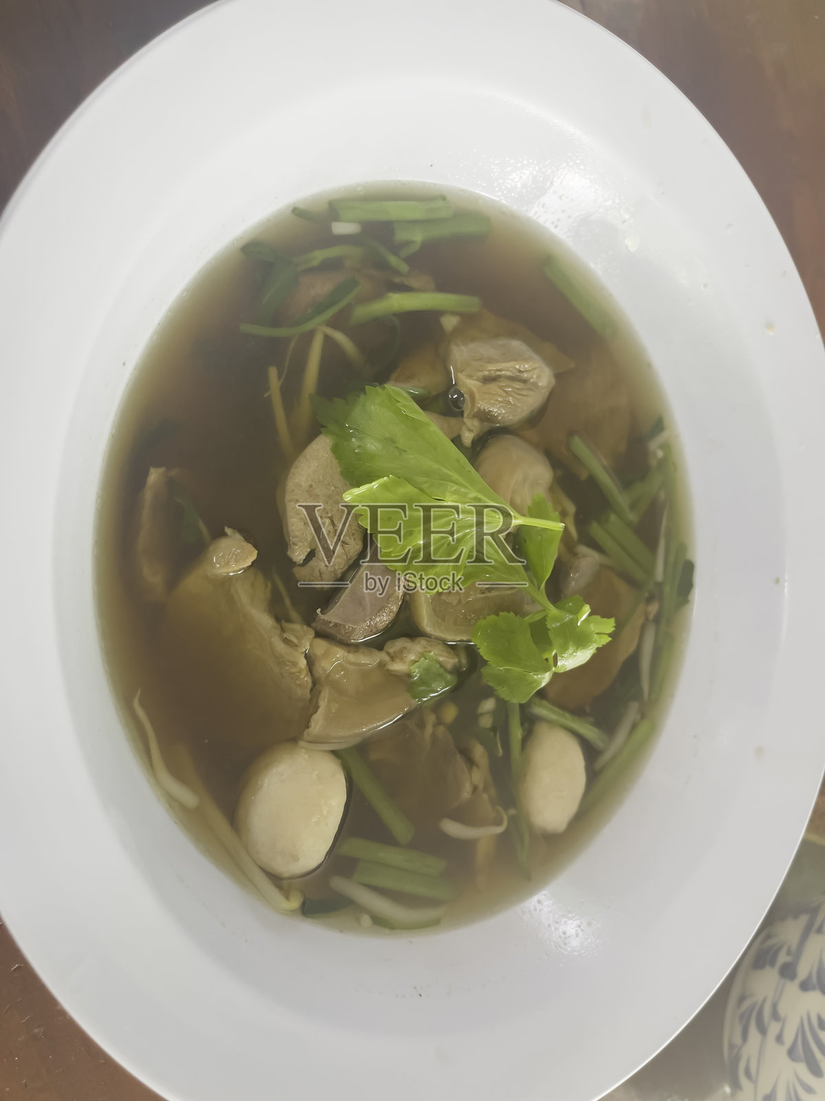 美味的泰国菜肴摆盘照片摄影图片