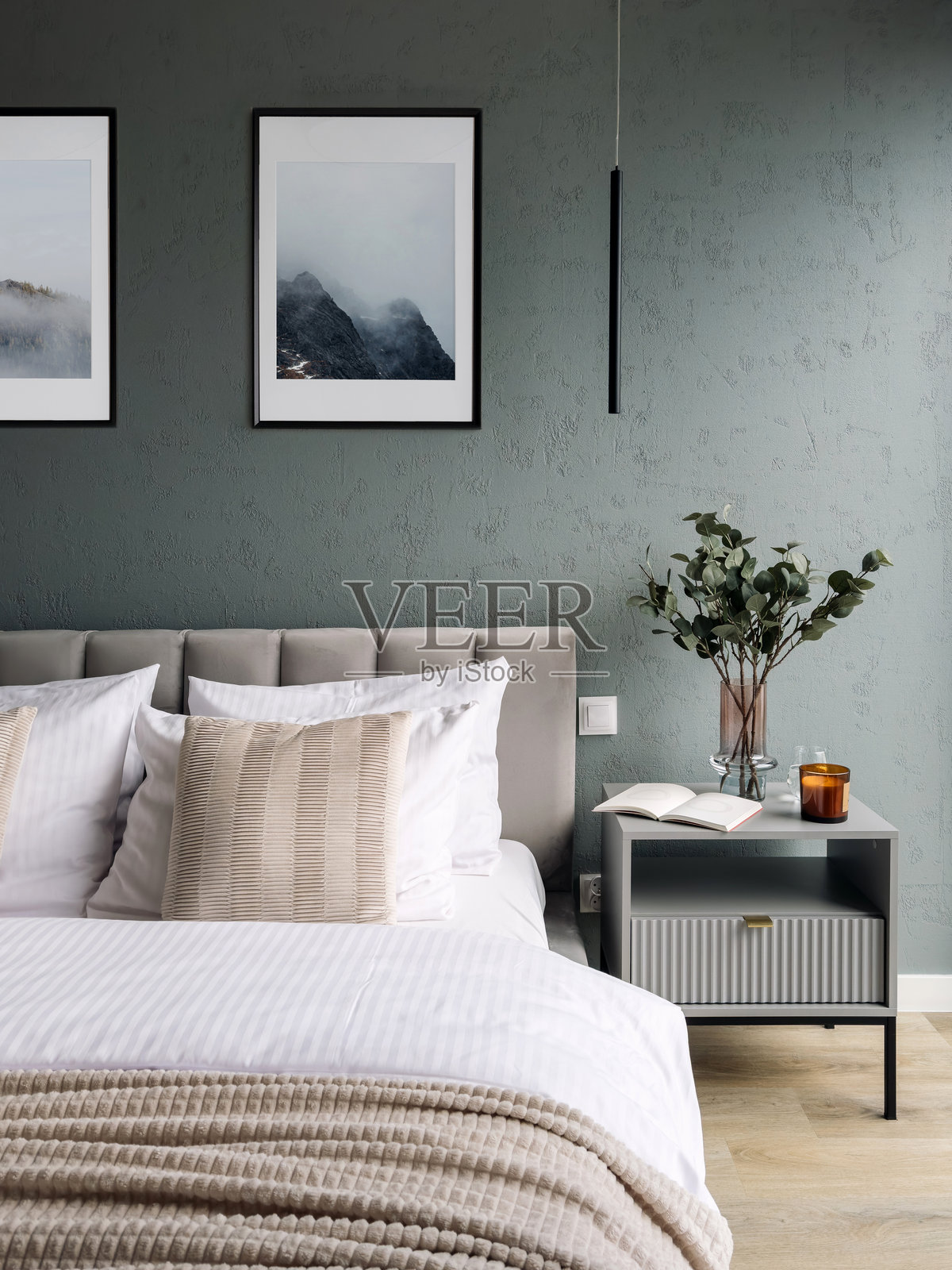 简约家具和家居装饰的卧室室内设计照片摄影图片