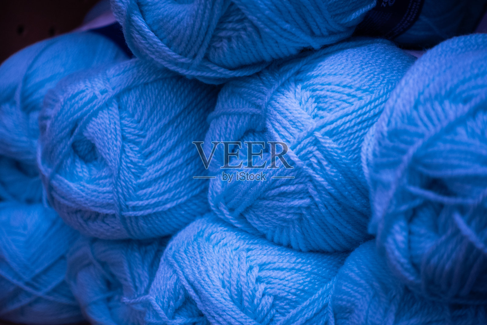 五颜六色的毛线球照片摄影图片