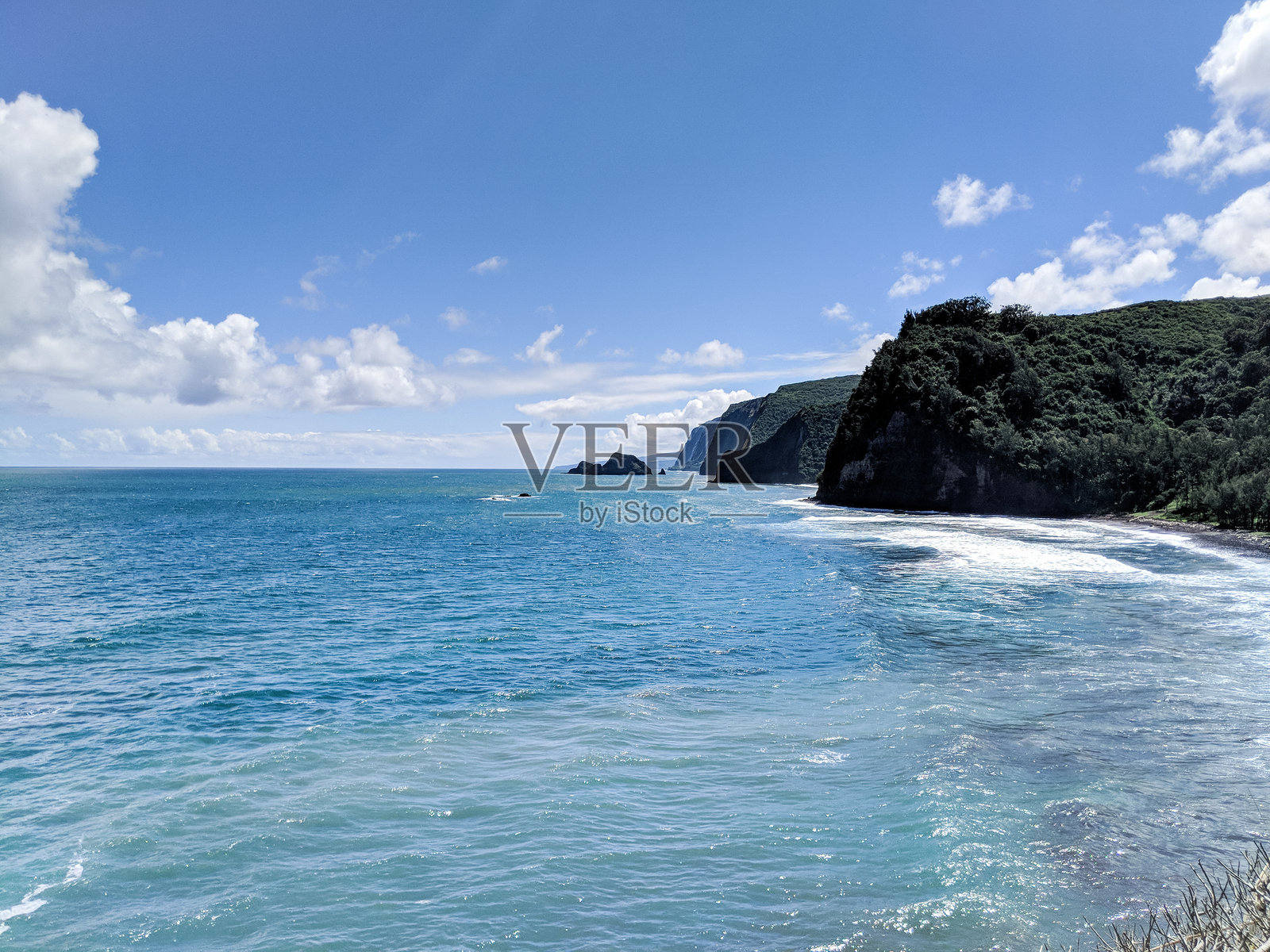 从波洛鲁瞭望台俯瞰的夏威夷大岛海滩景色照片摄影图片