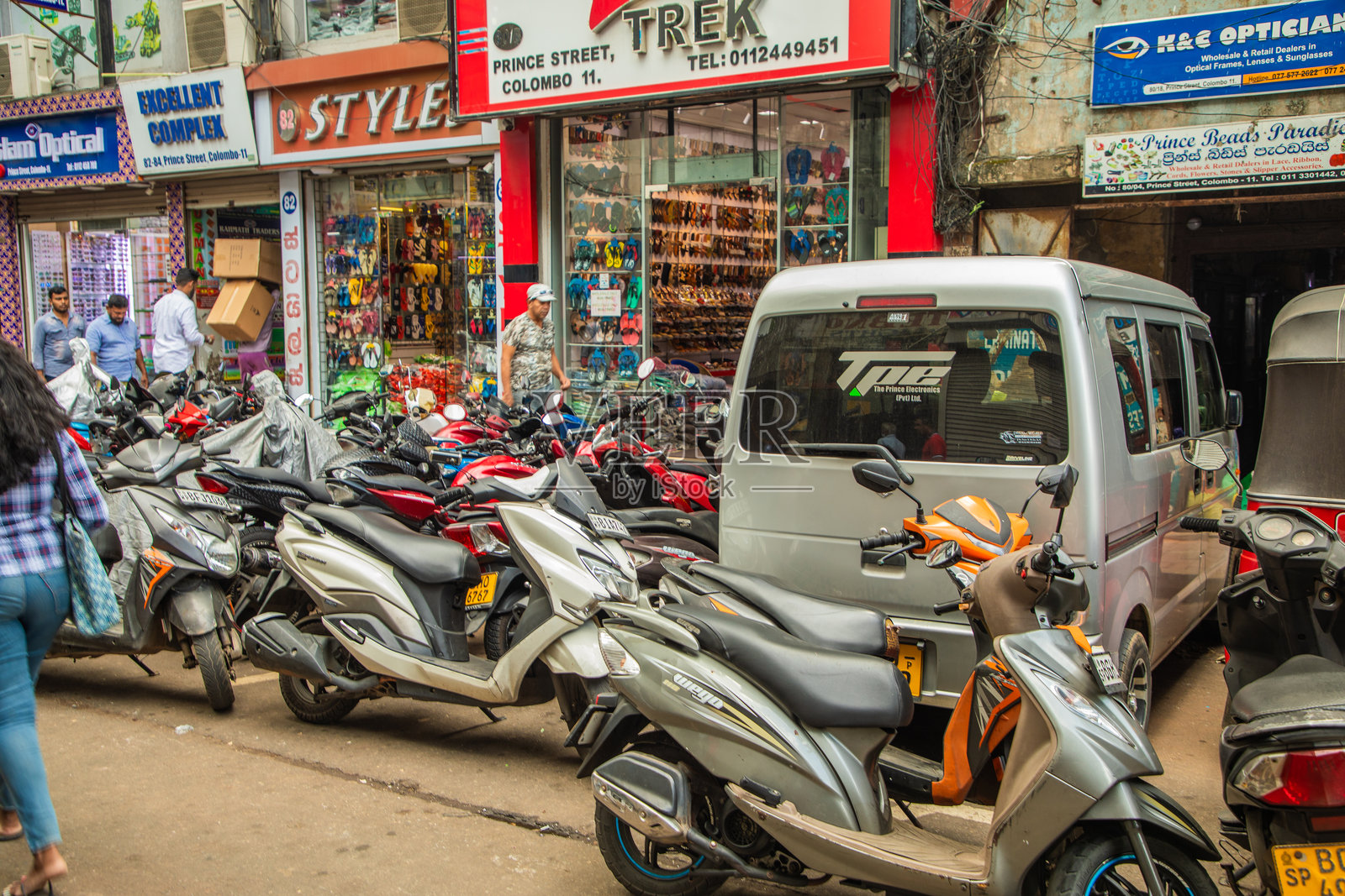 佩塔市场拥挤的街道照片摄影图片