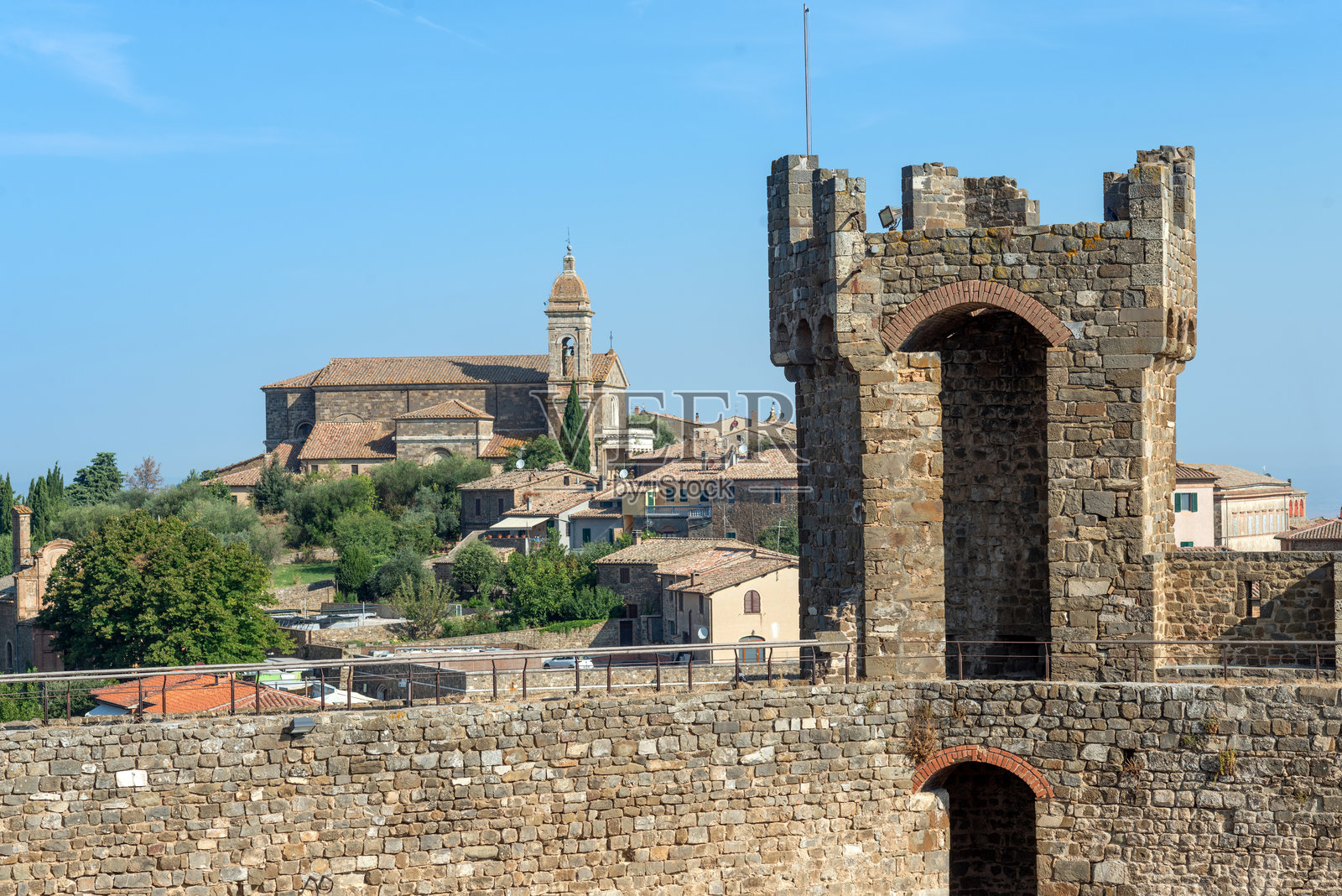 意大利锡耶纳的蒙塔尔奇诺照片摄影图片