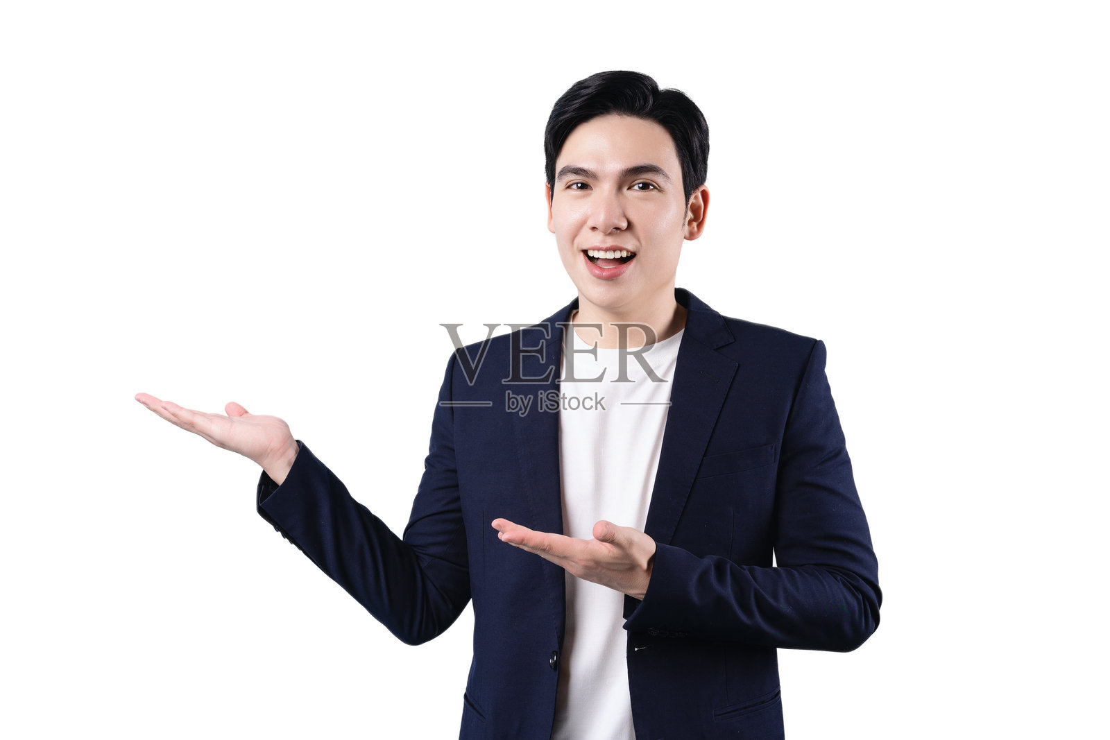 年轻的亚洲商人在白色背景上照片摄影图片