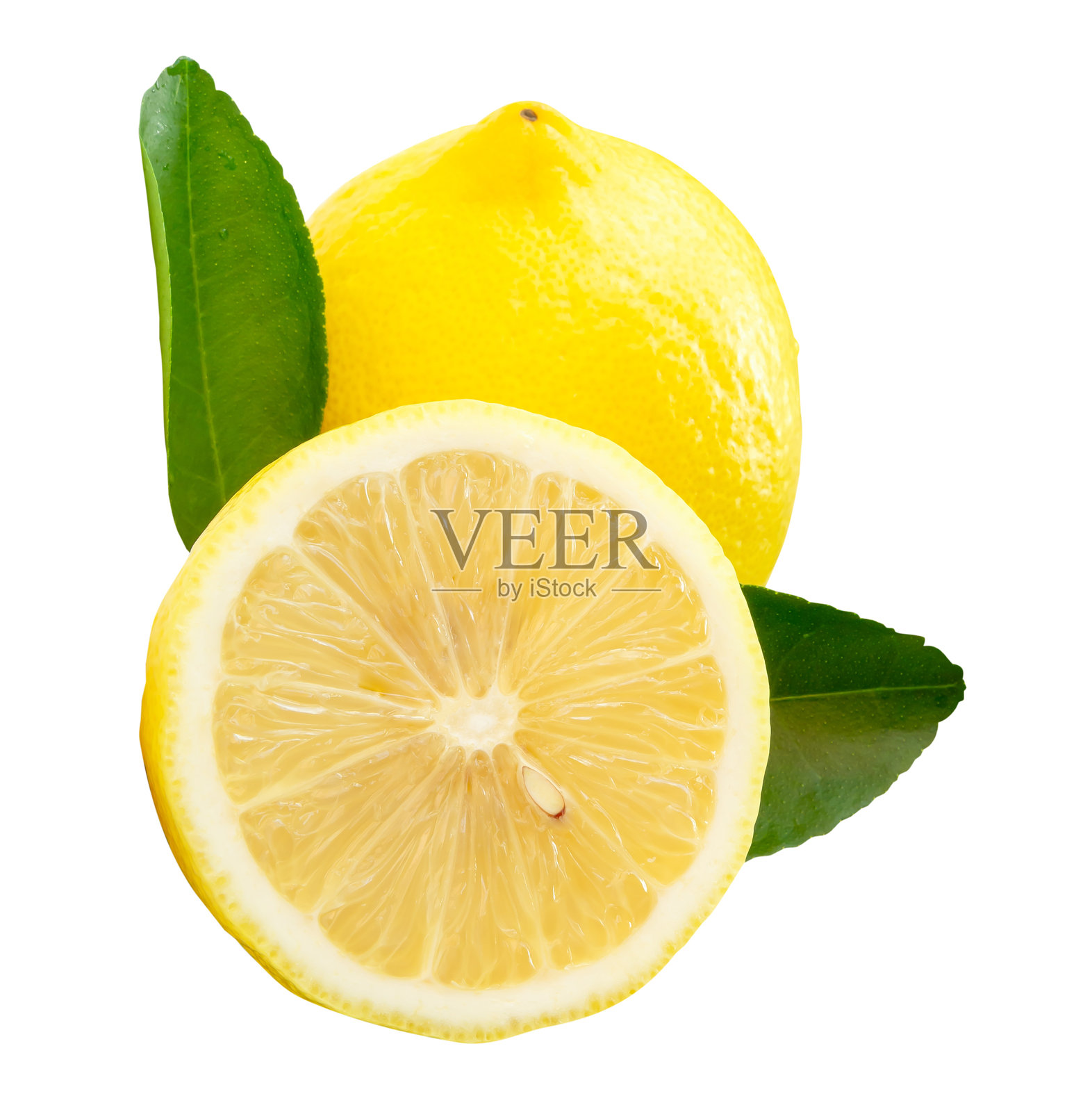 顶部视角的黄色柠檬果实，带有半片和绿色叶子，孤立在白色背景上，带有抠图路径。照片摄影图片