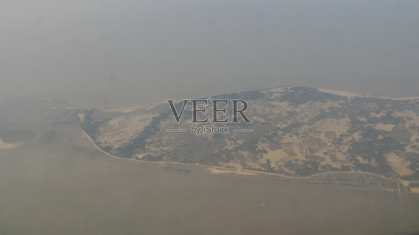 上海大陆与长江三角洲的无人机视角照片摄影图片