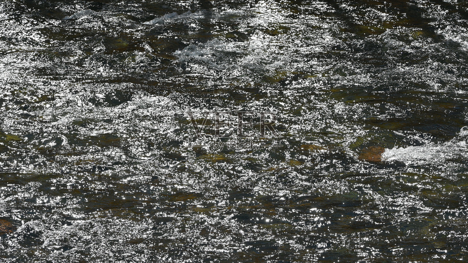 流动的河水照片摄影图片