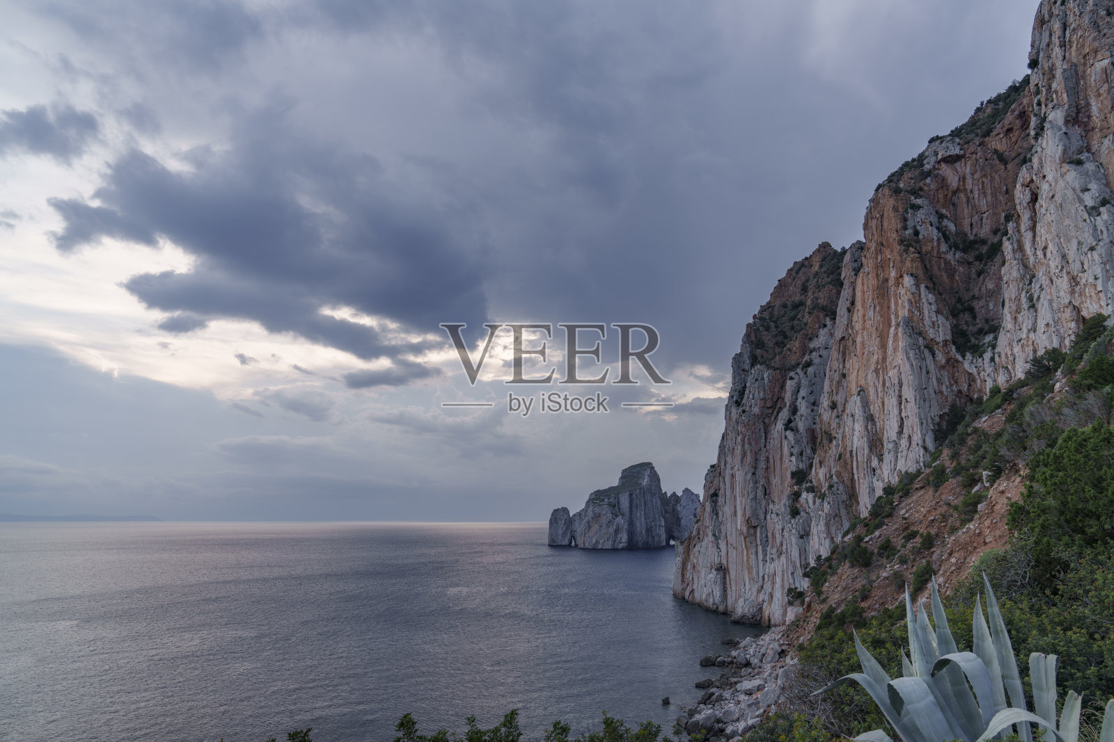 历史港口弗拉维亚雕刻而成的岩石坡道景观照片摄影图片