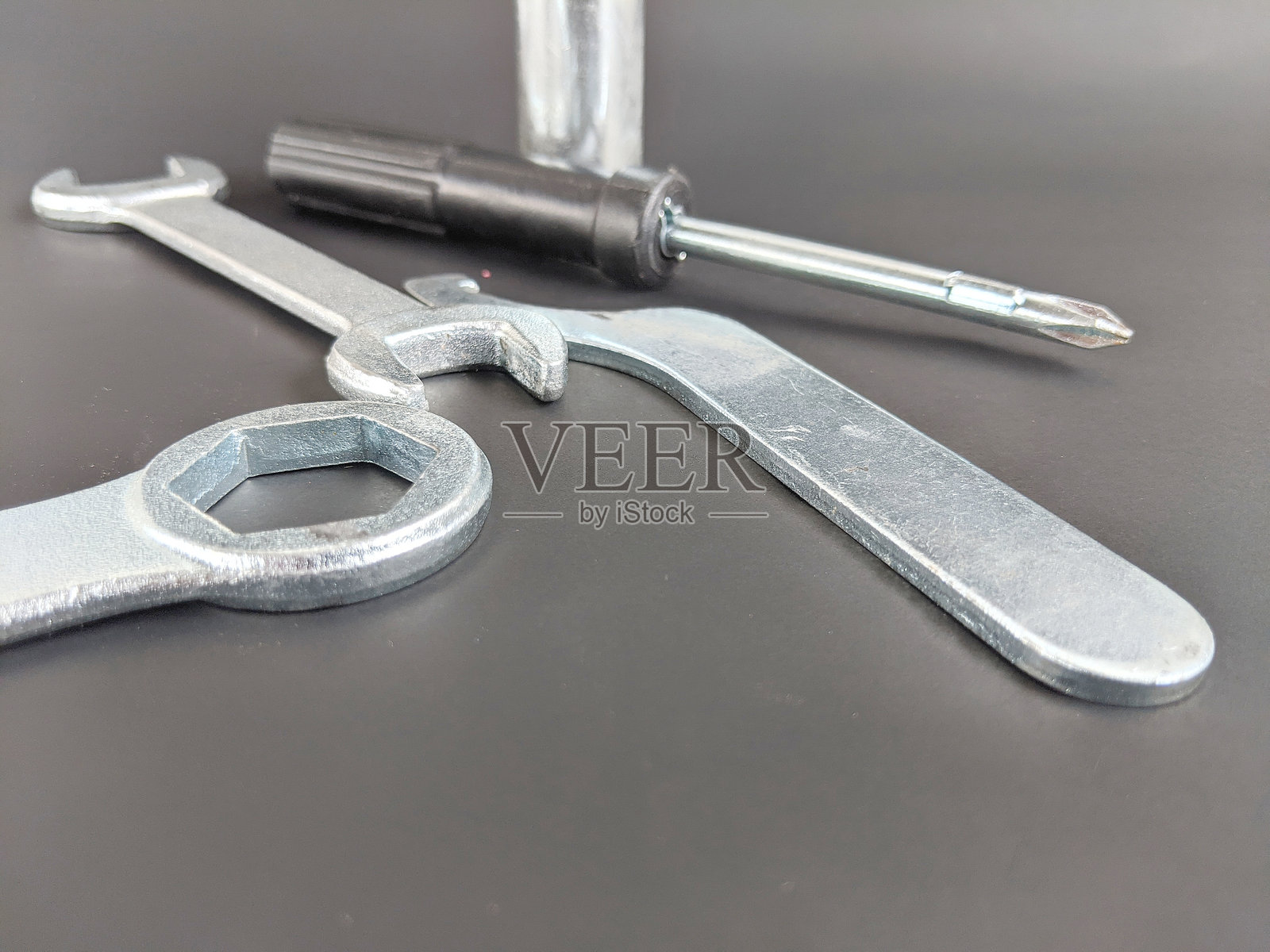 新摩托车的完整钥匙照片摄影图片