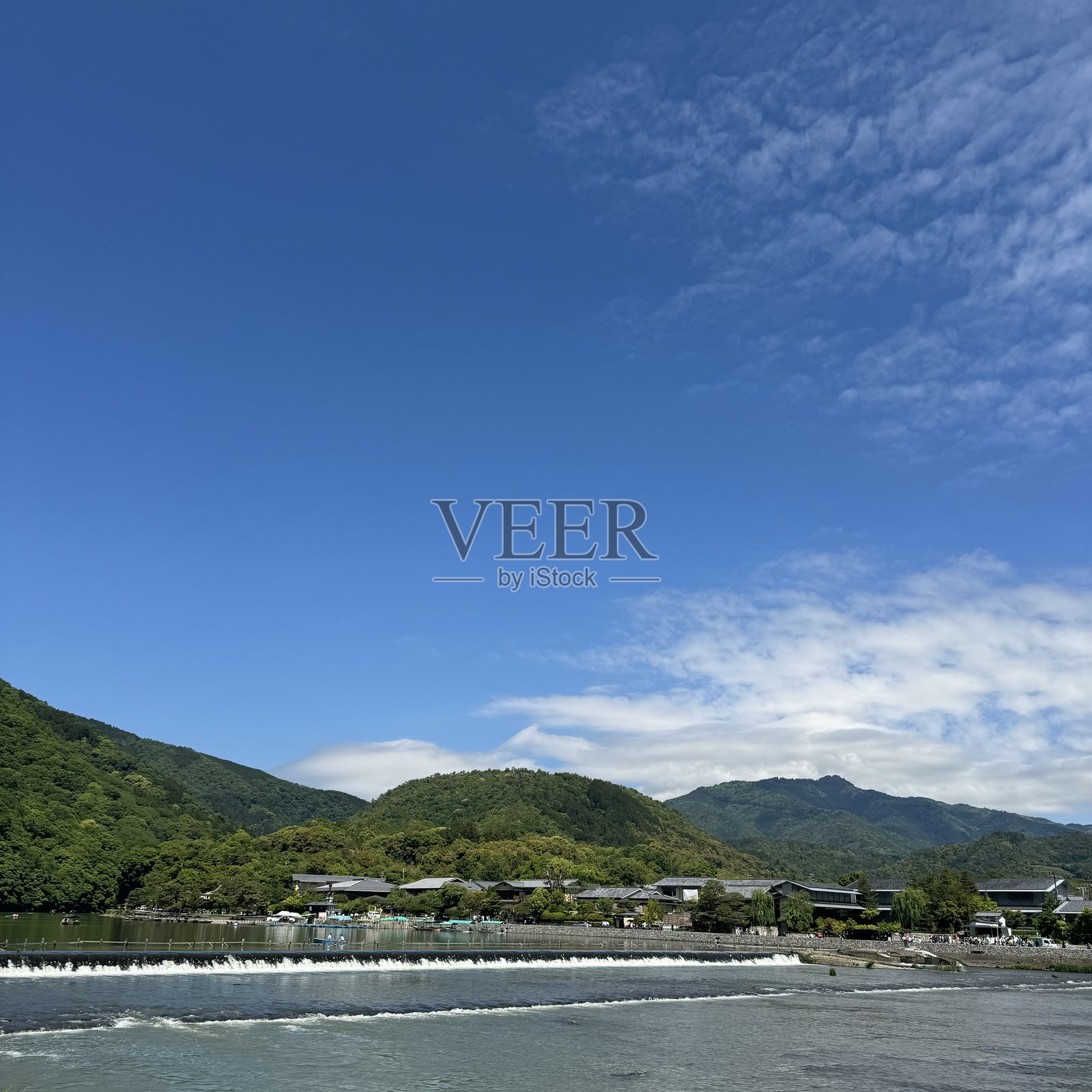 日本的山脉和河流照片摄影图片