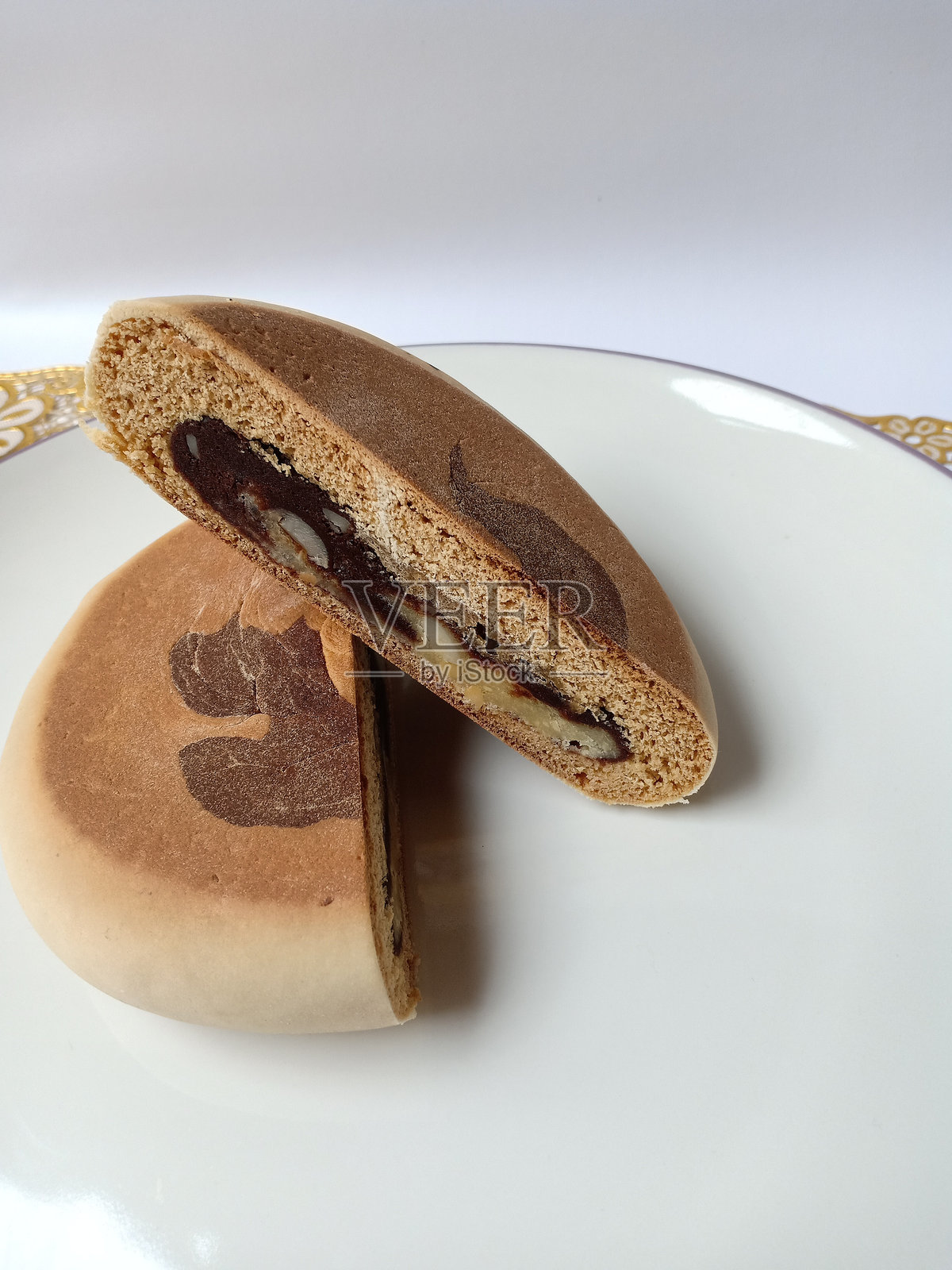 巧克力奶酪月饼照片摄影图片