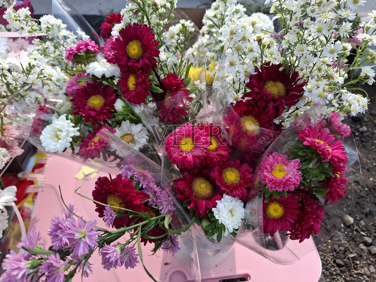 花束店内各种类型的花卉照片摄影图片