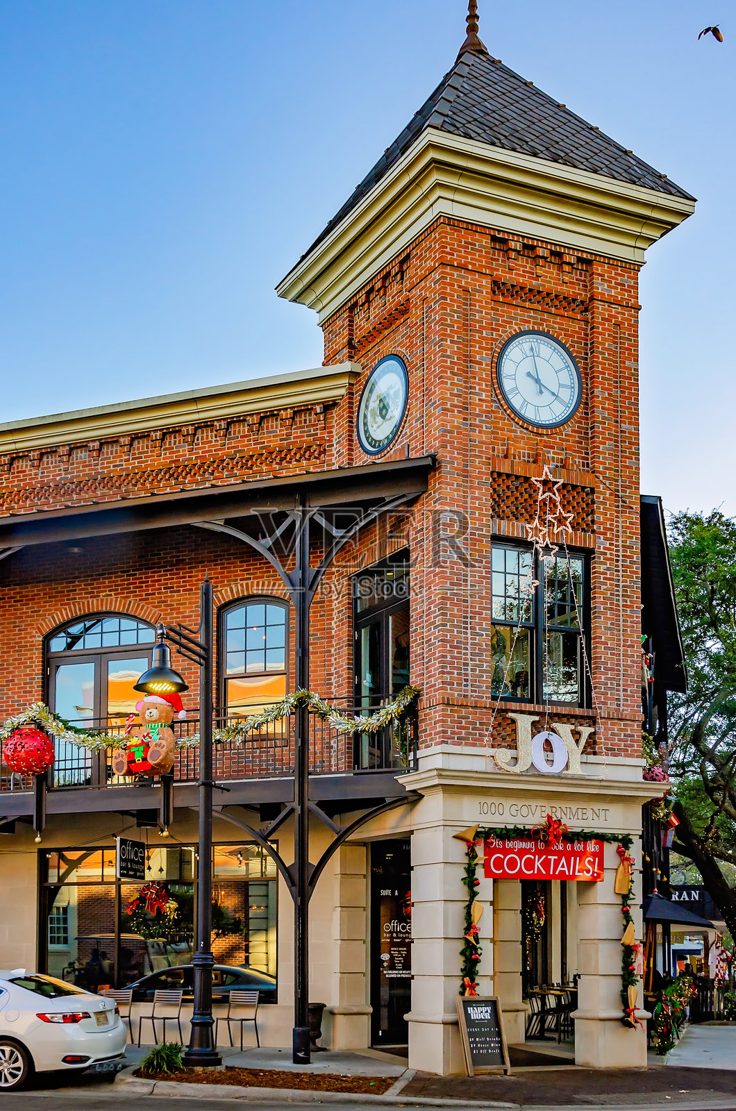 密西西比州海洋泉市华盛顿大道上的办公室酒吧和休息室照片摄影图片