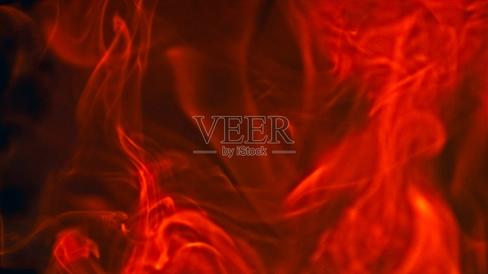 近距离观察强烈的火焰照片摄影图片