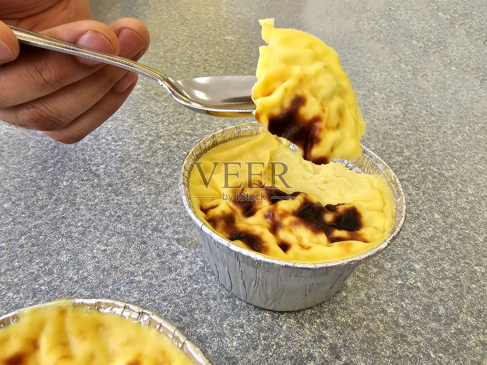 杰里卡拉或杰里卡亚是墨西哥哈利斯科州瓜达拉哈拉市的一种典型甜点，主要由牛奶、鸡蛋、香草、肉桂和糖制成。照片摄影图片