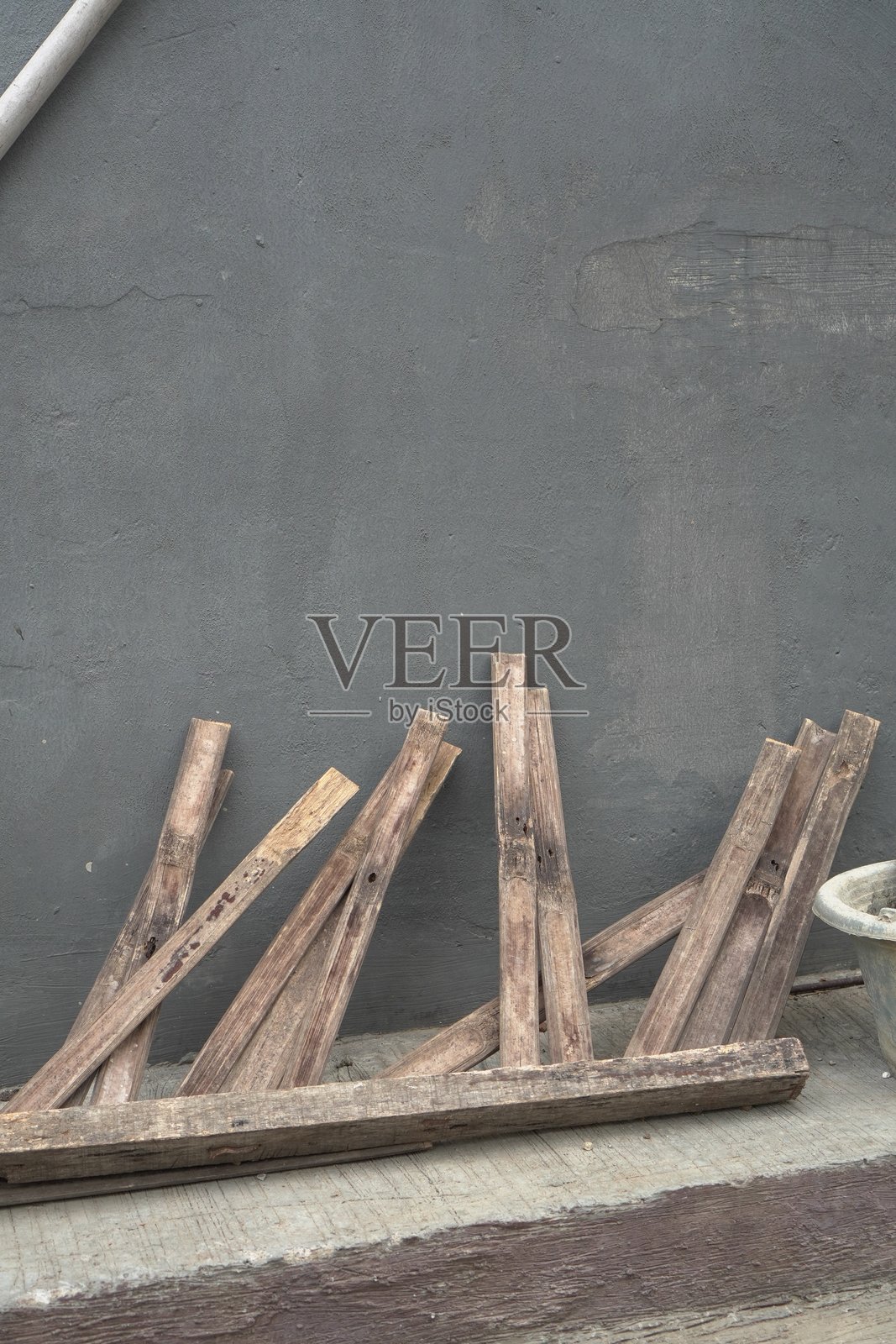 纹理在风化的木板上舞动照片摄影图片