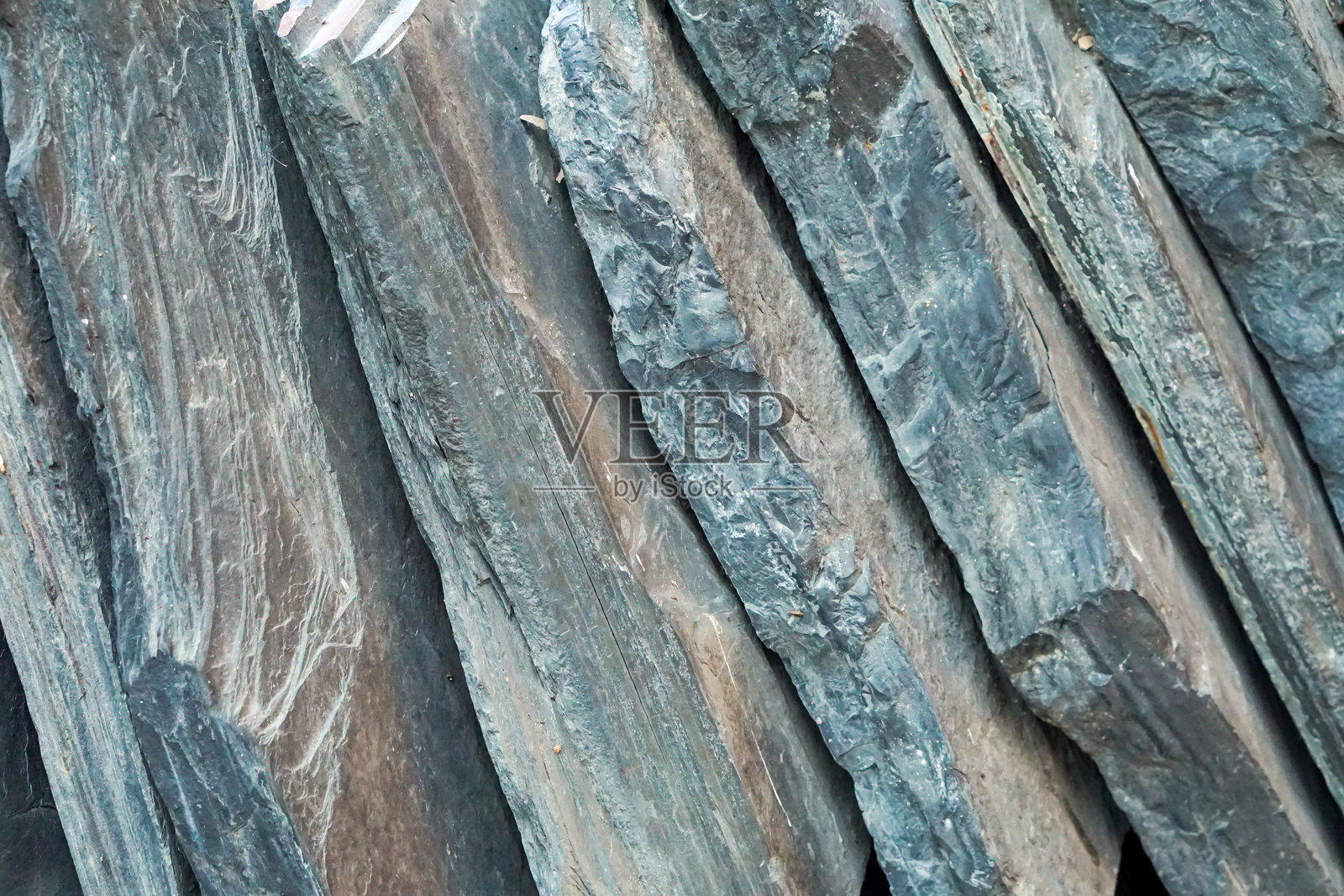 地面上的岩石照片摄影图片