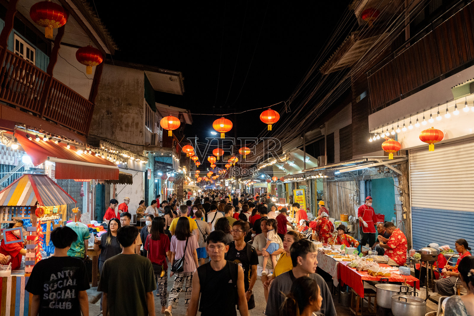 泰国春武里府芭提雅区的查克瑙市场照片摄影图片