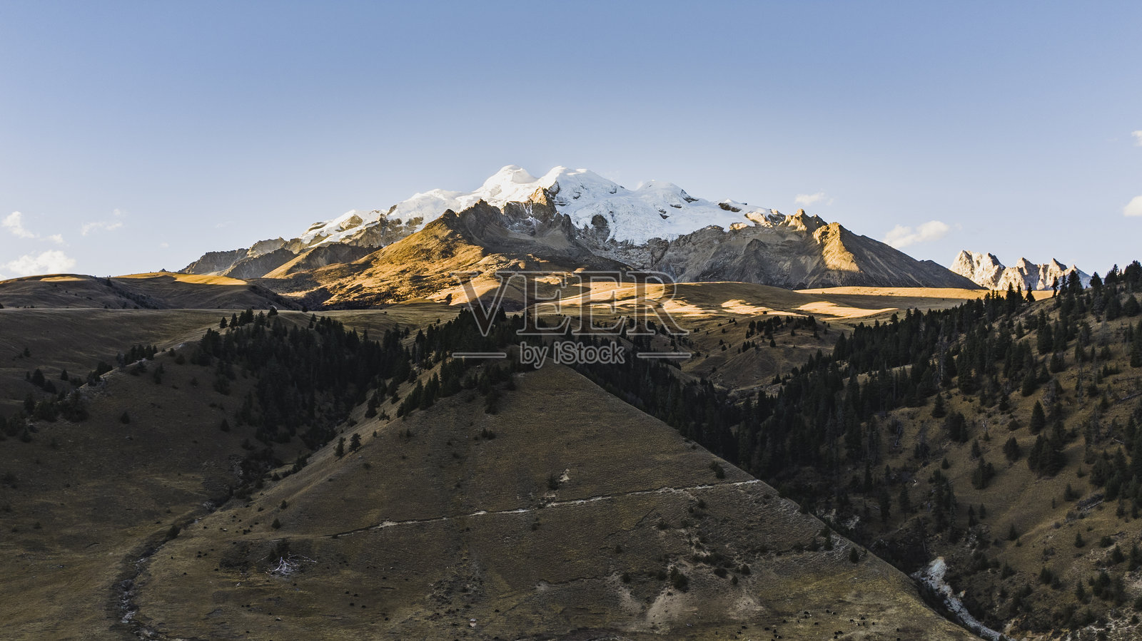 GeNie 雪山照片摄影图片