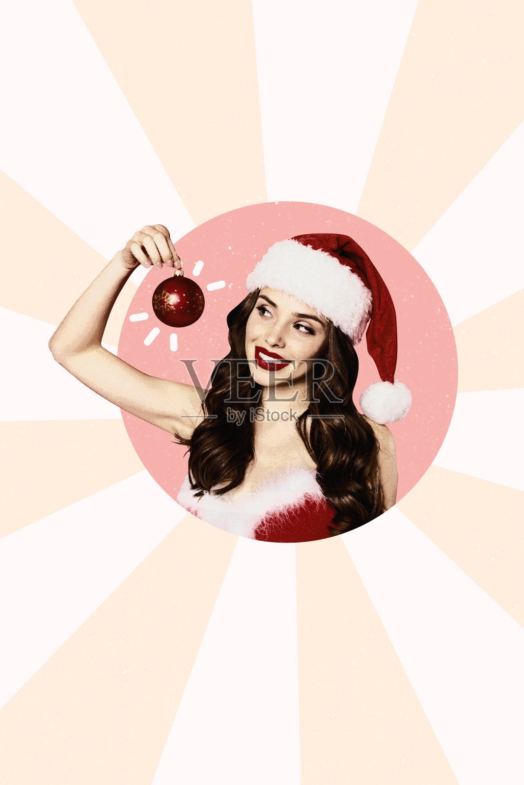 冬季传统新年假期艺术拼贴模板，微笑的年轻女士吸引人，手持玩具球装饰，戴着帽子。照片摄影图片