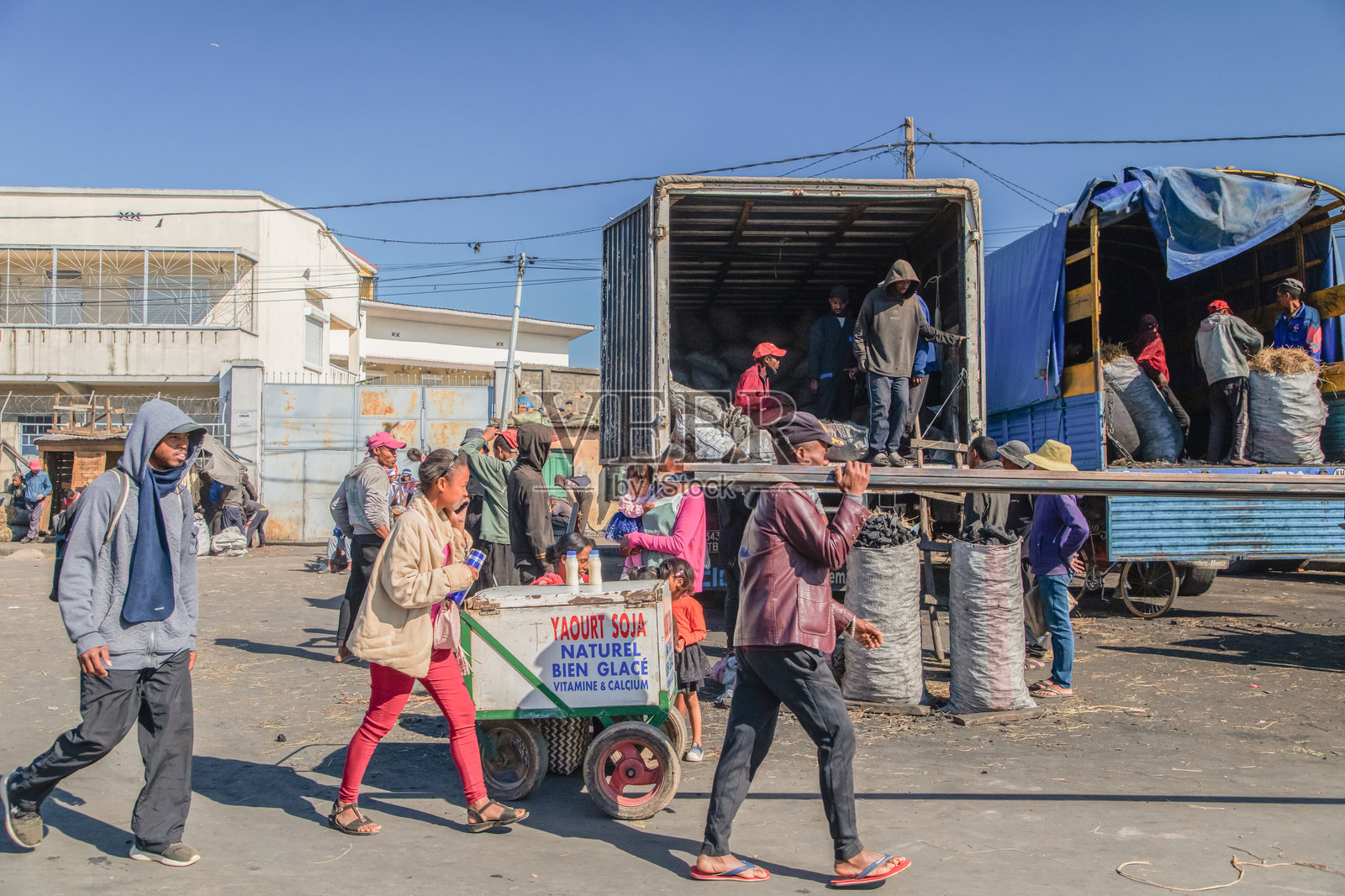 塔那，马达加斯加的贫穷首都和最大城市。照片摄影图片