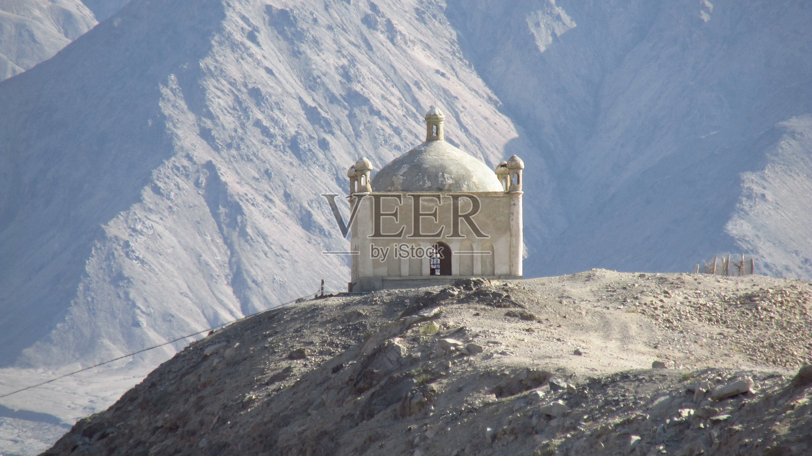 塔什库尔干的陵墓照片摄影图片