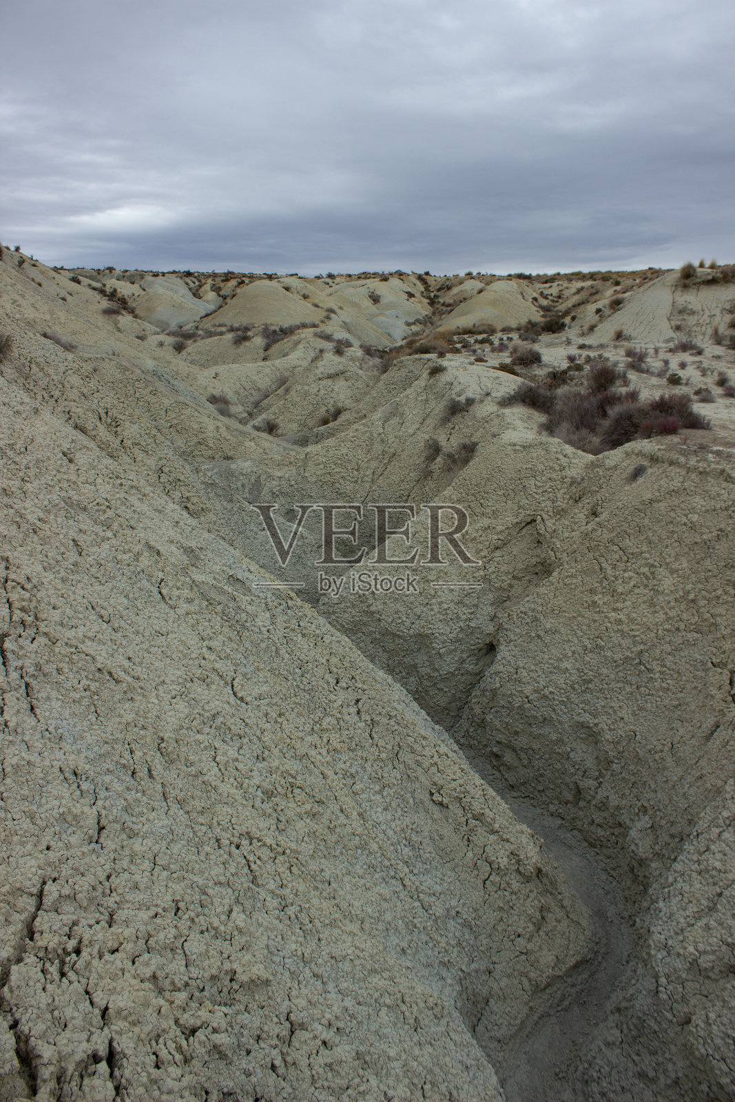 西班牙穆尔西亚的阿巴尼利亚沙漠或马霍亚沙漠景观照片摄影图片