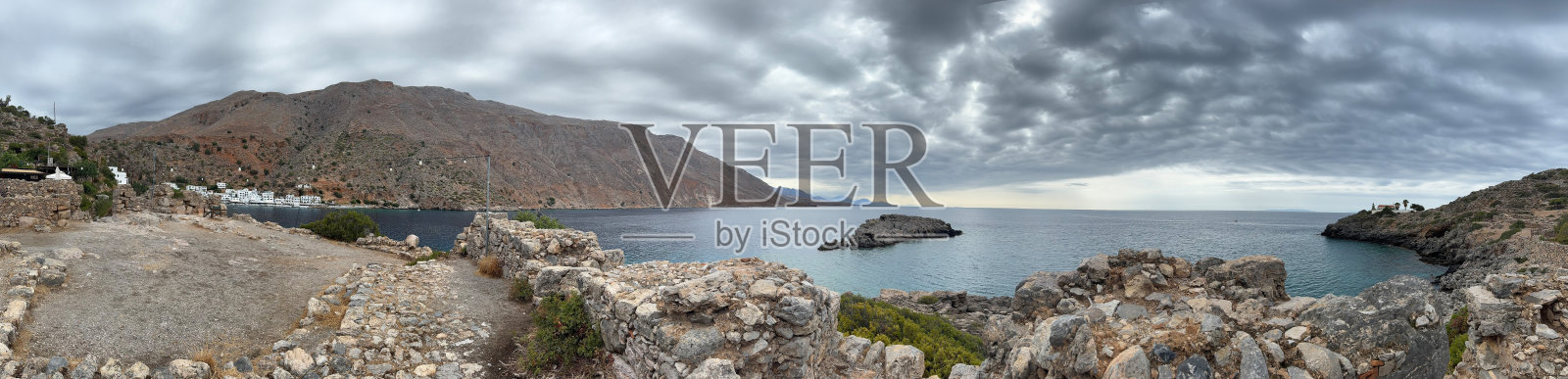 从克里特岛的洛乌特罗看到的利比亚海照片摄影图片