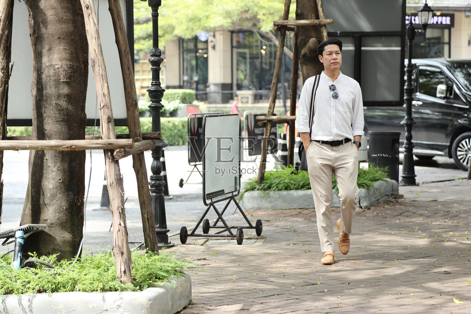 亚洲商界人士照片摄影图片