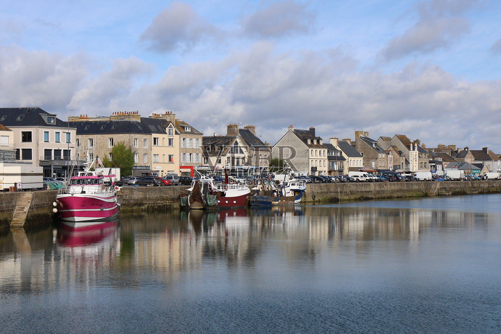 圣瓦斯拉乌基 - 游艇码头照片摄影图片