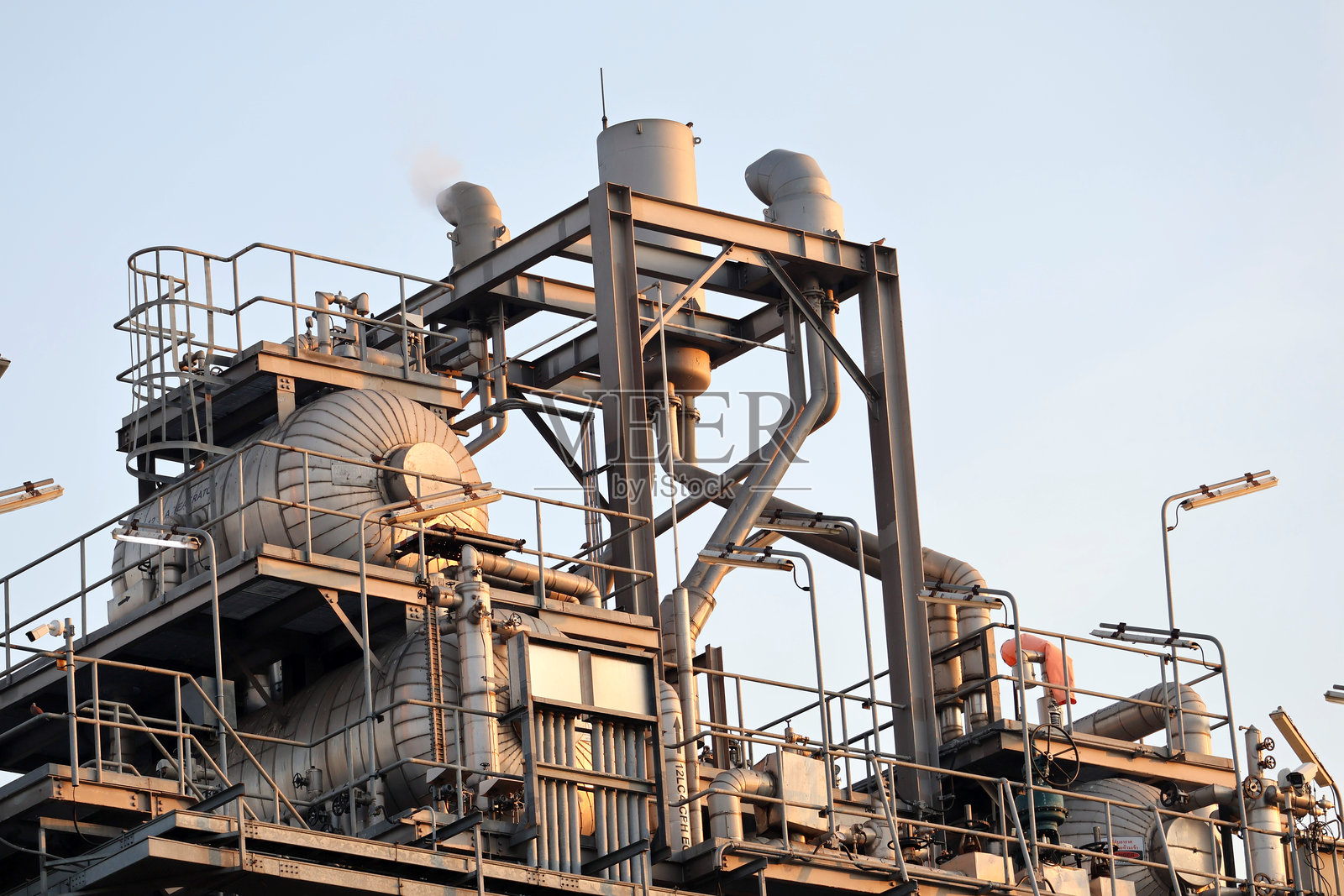 工业设备平台照片摄影图片