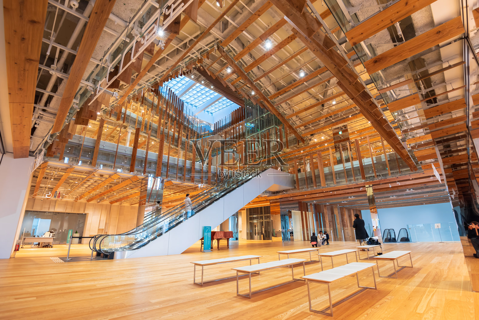 日本富山县富山市立图书馆照片摄影图片