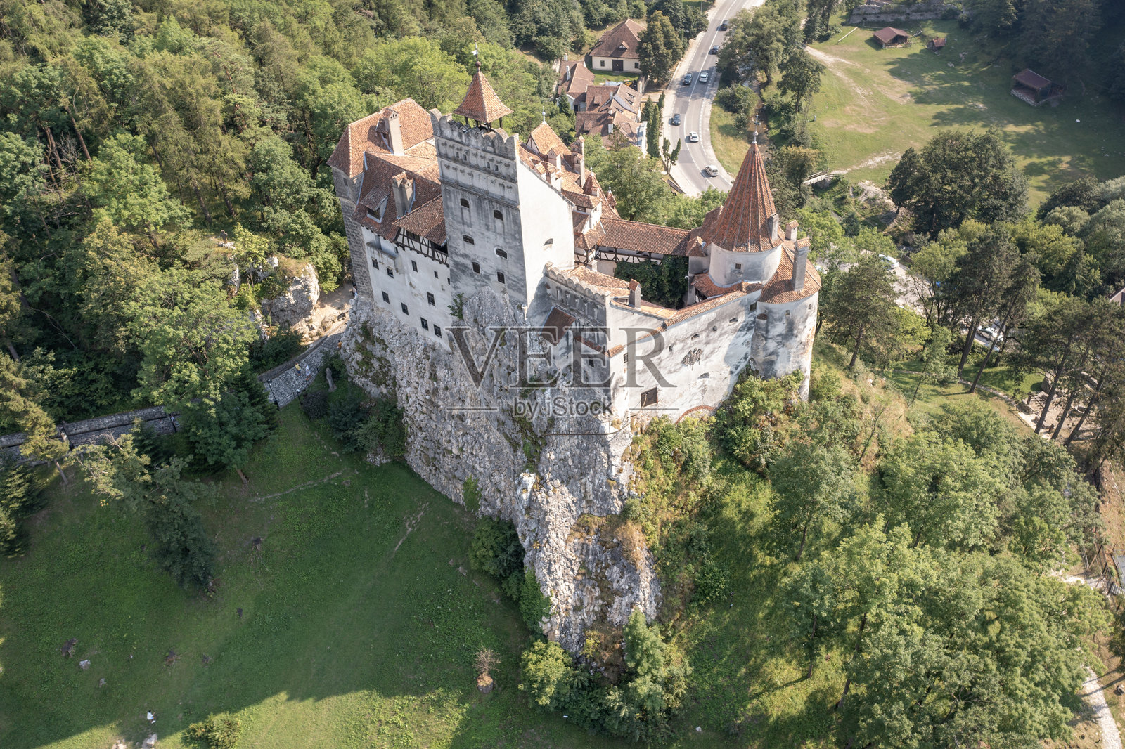 布兰城堡,特兰西瓦尼亚,罗马尼亚最著名的旅游胜地。照片摄影图片