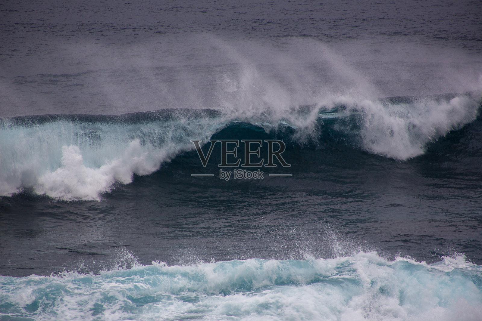 奄美大岛台风海洋照片摄影图片