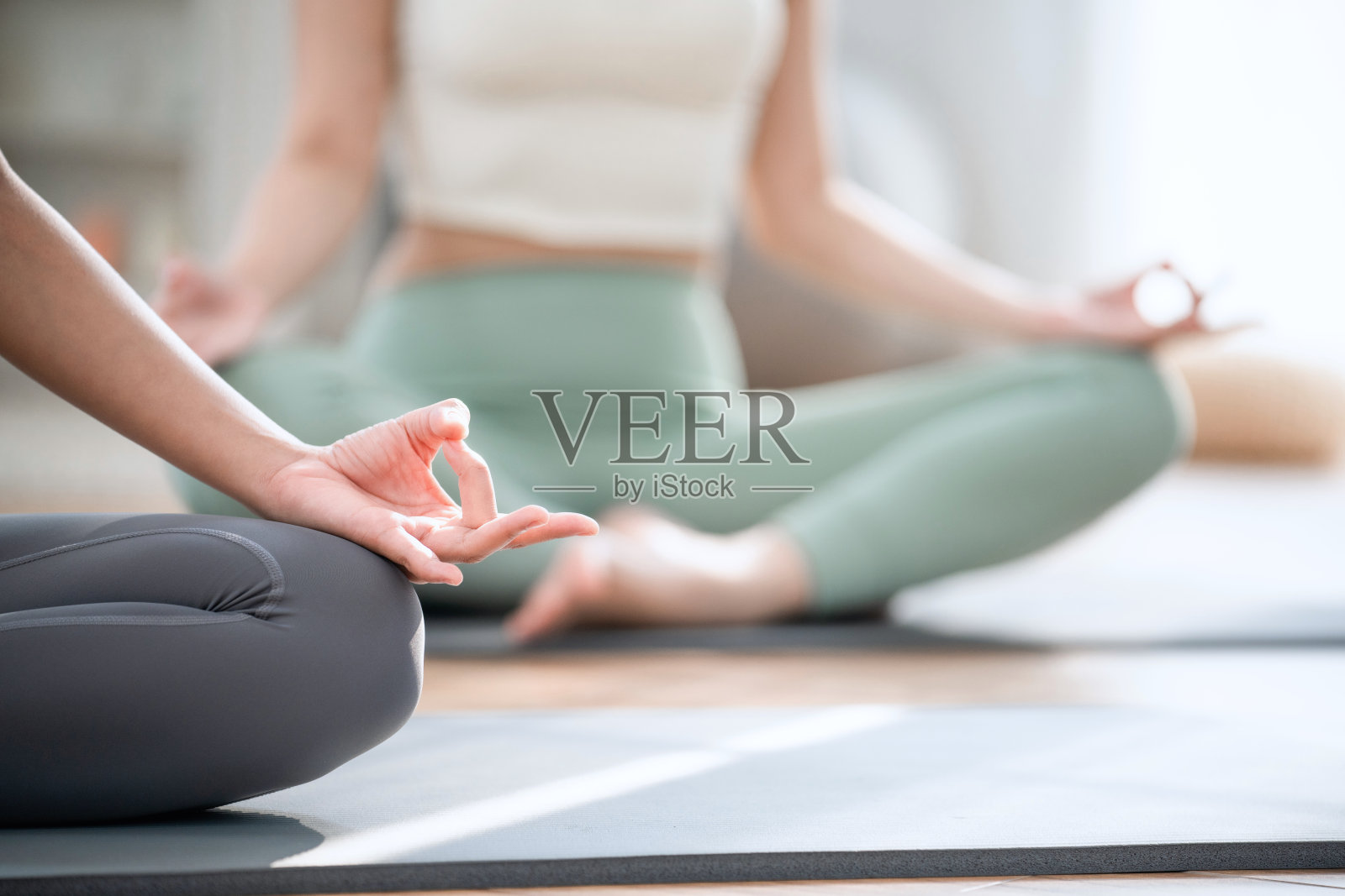 瑜伽女性照片摄影图片