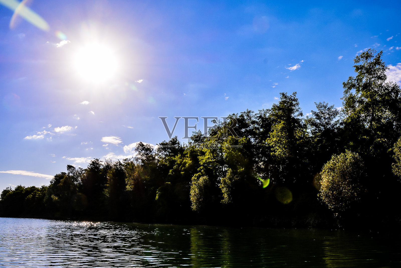 野生的布伦塔河照片摄影图片