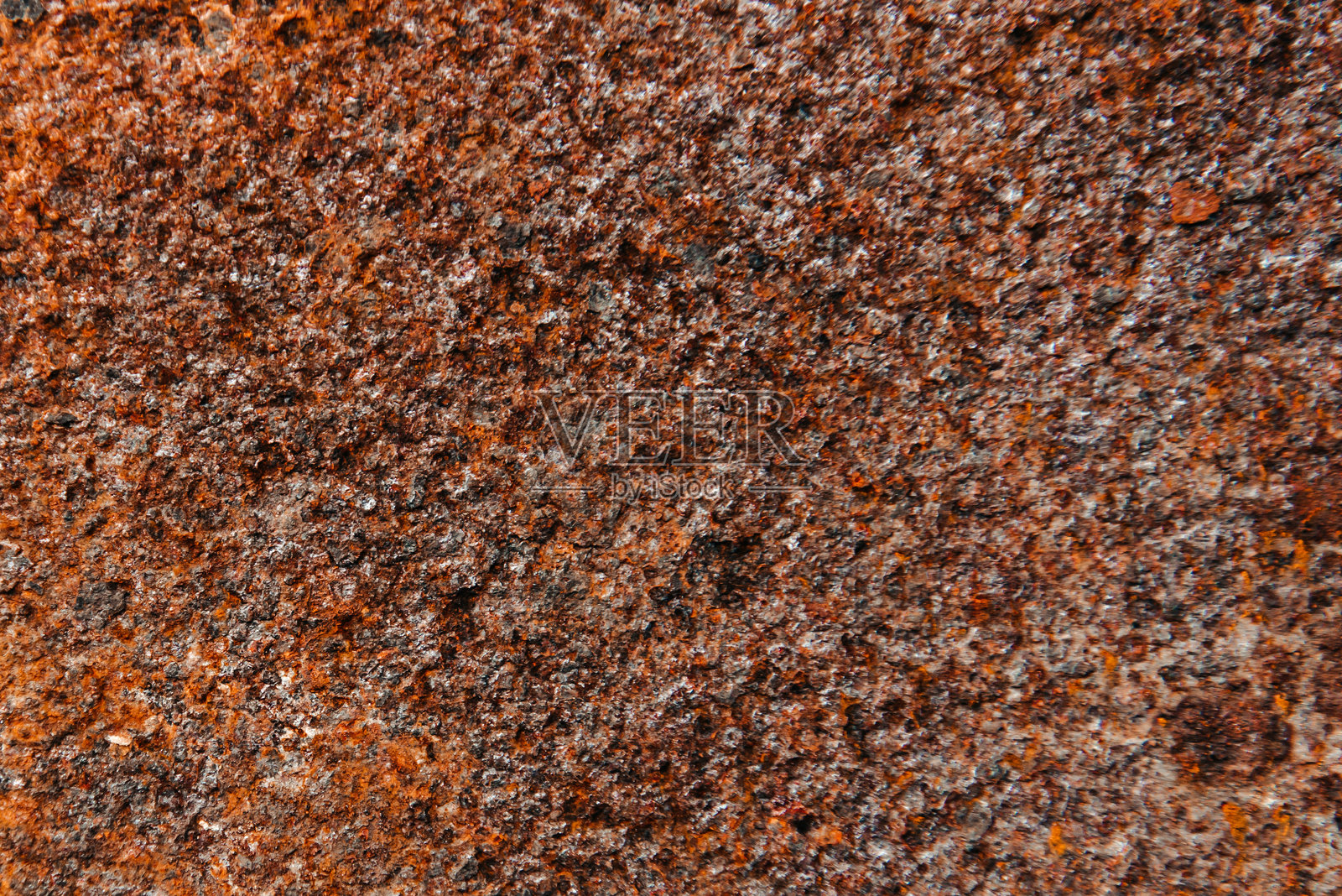 旧铁片。旧的裂纹油漆。生锈的金属表面。生锈的钢铁。复古风格。生锈的铁。适合用作背景和文字。特写。氧化，破坏。您可以使用它来帮助我的经济。照片摄影图片